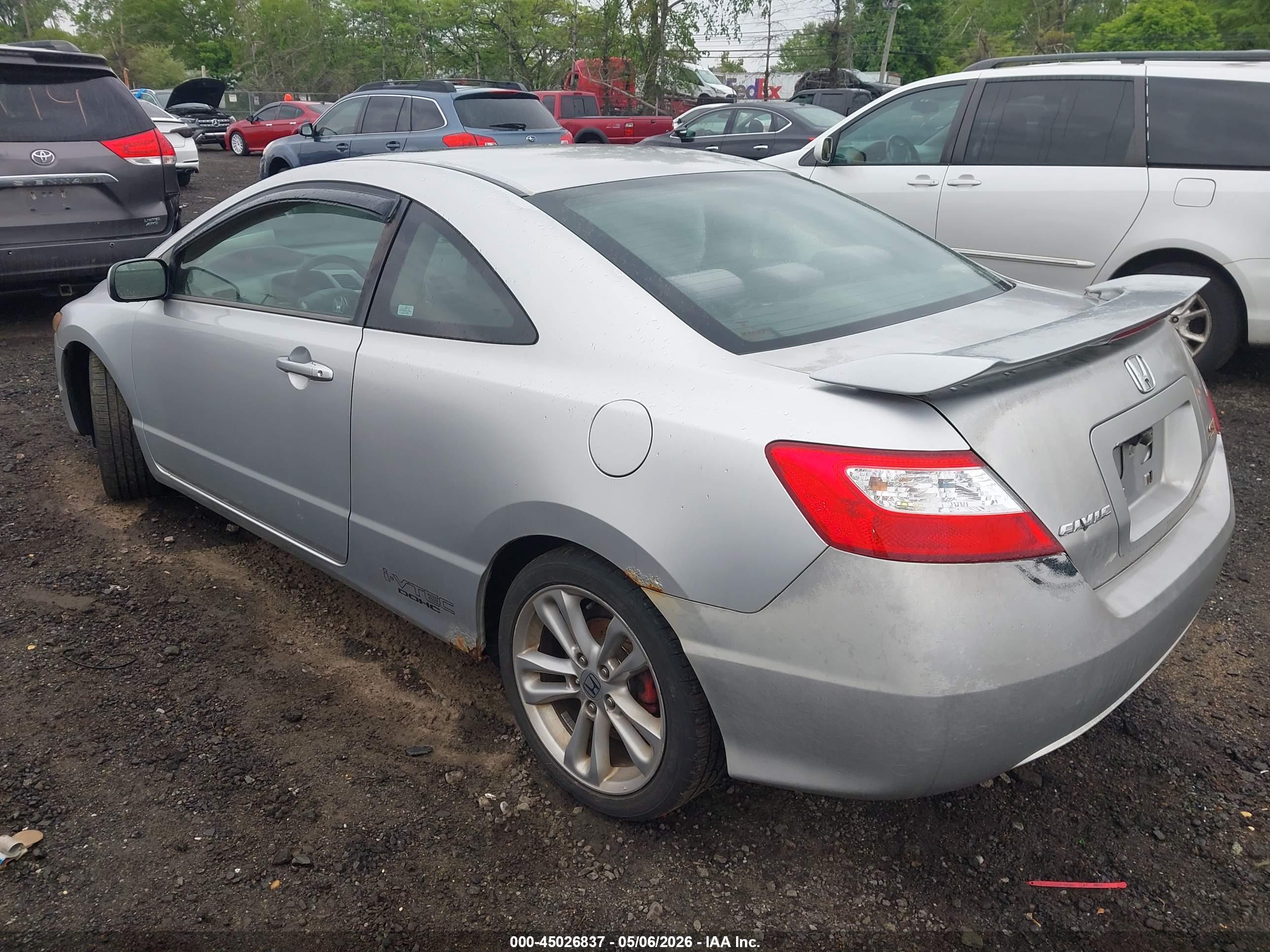 HONDA CIVIC image 3