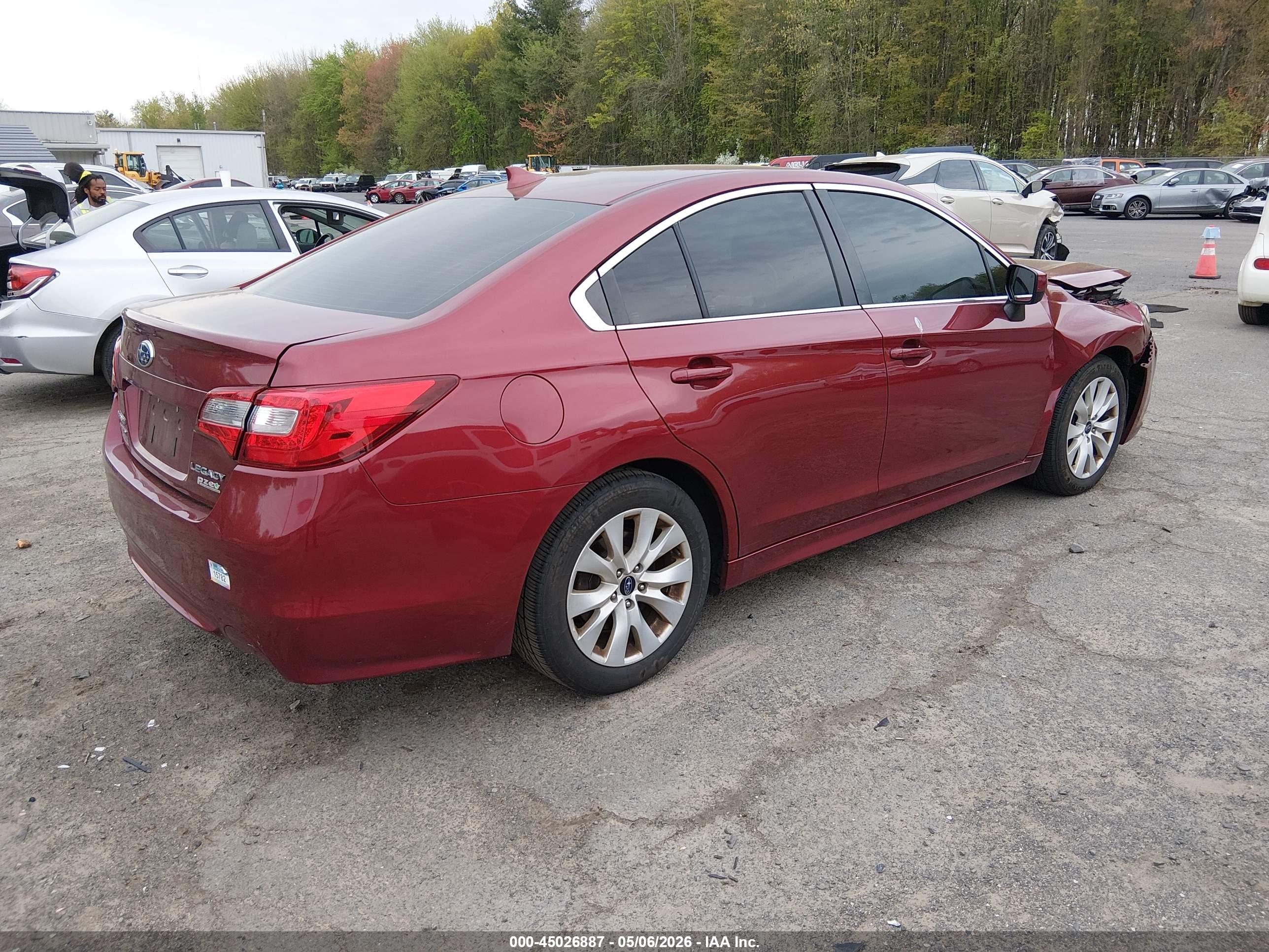 SUBARU LEGACY image 4
