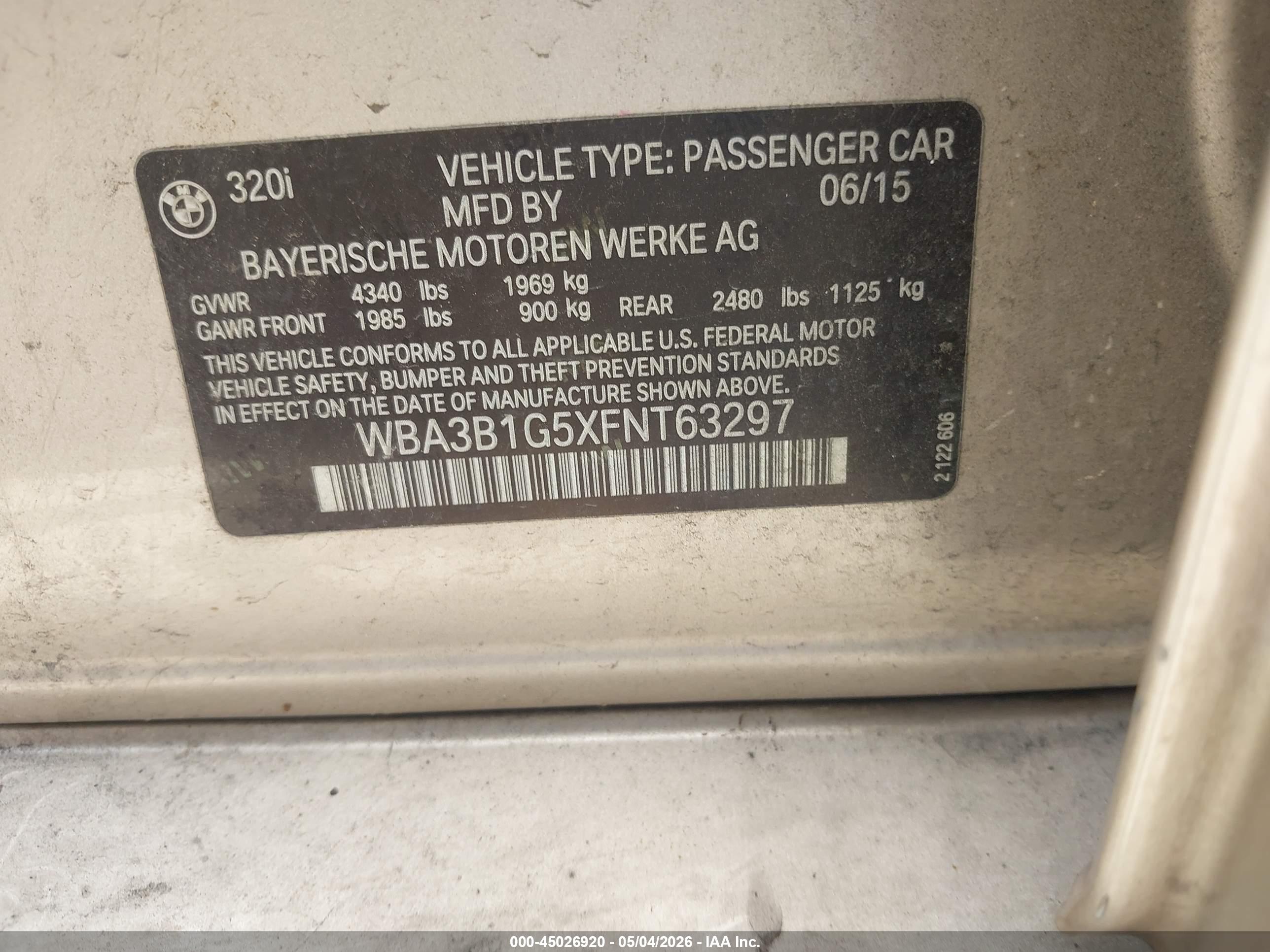 BMW 320I image 9