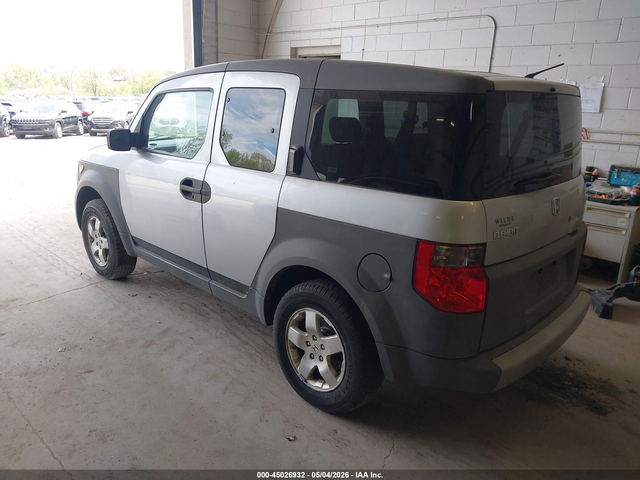 HONDA ELEMENT image 3