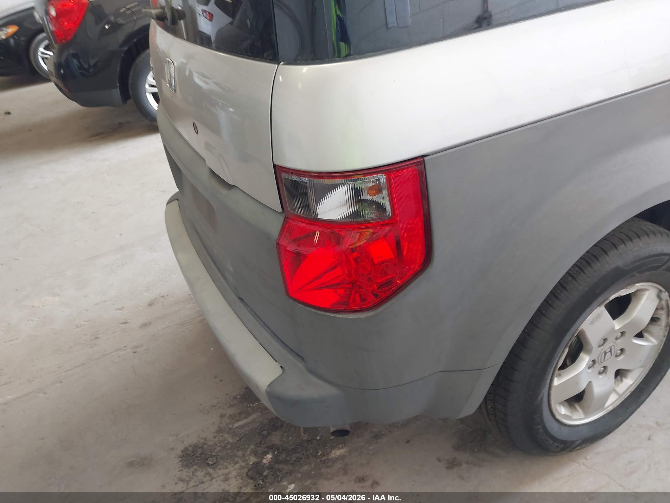 HONDA ELEMENT image 6