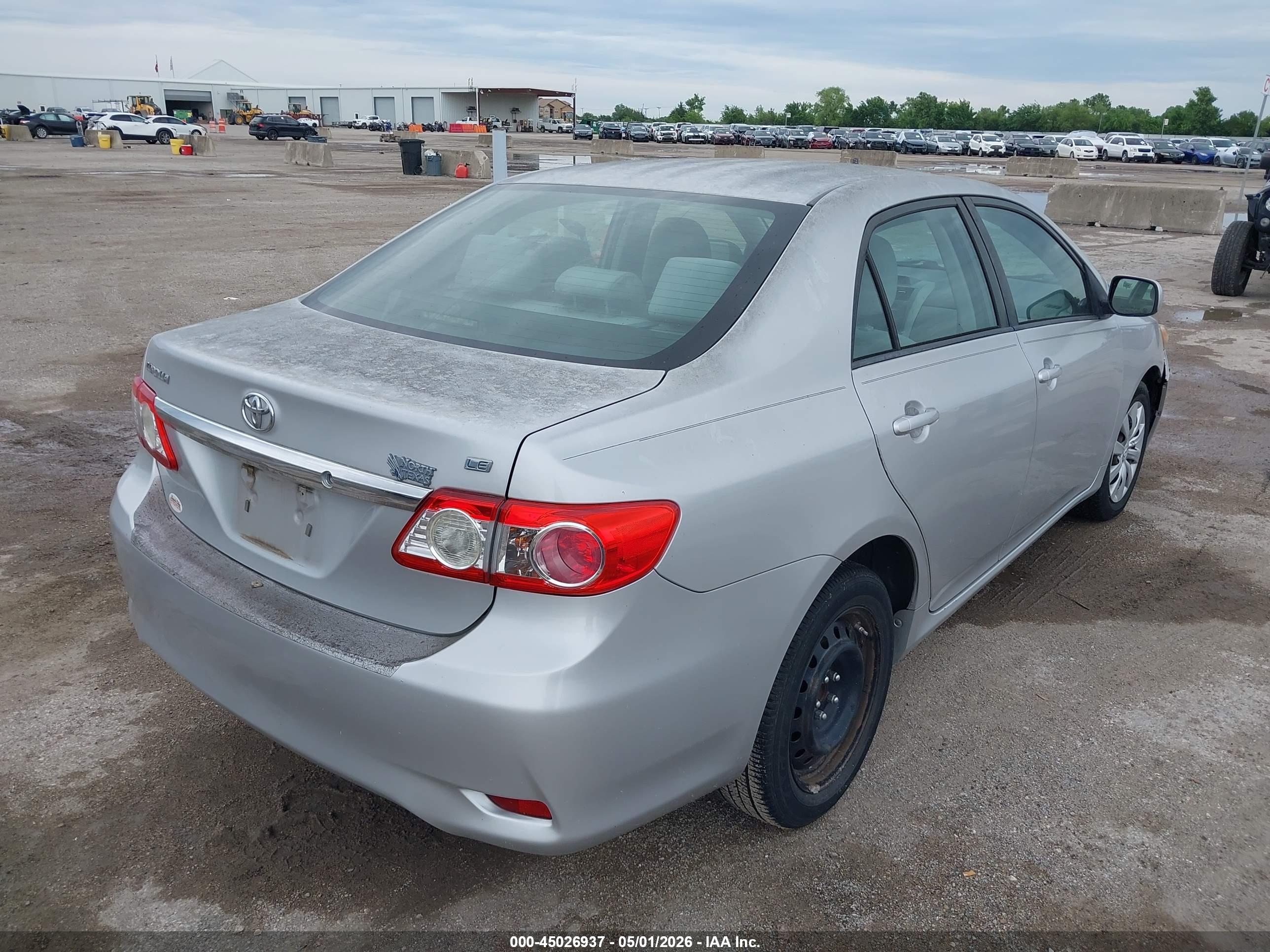 TOYOTA COROLLA image 4