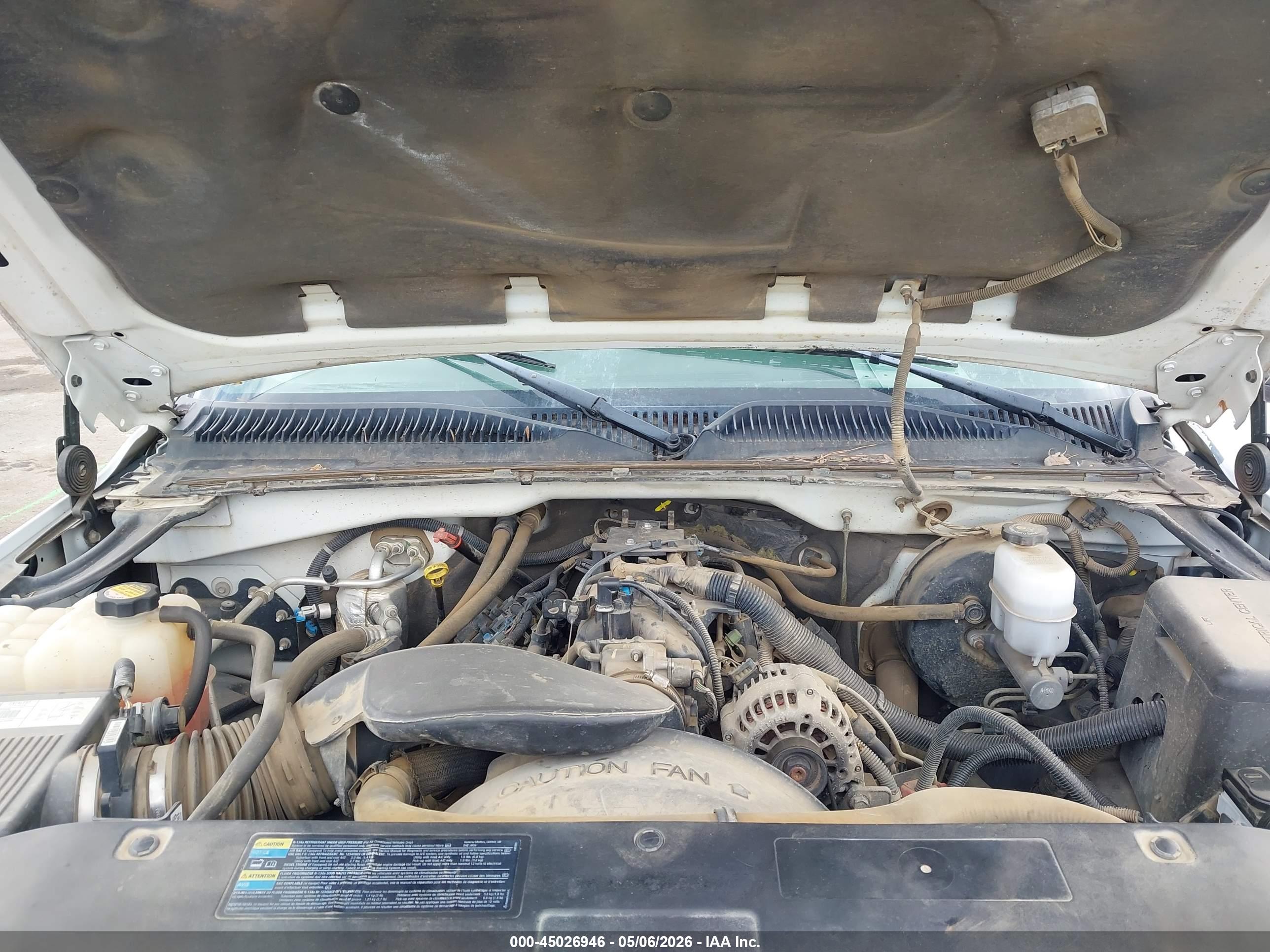 CHEVROLET SILVERADO image 10