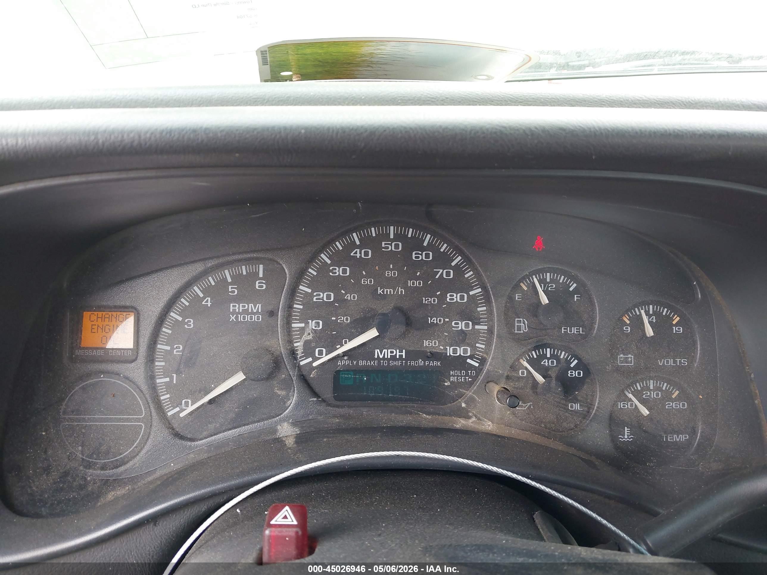 CHEVROLET SILVERADO image 7