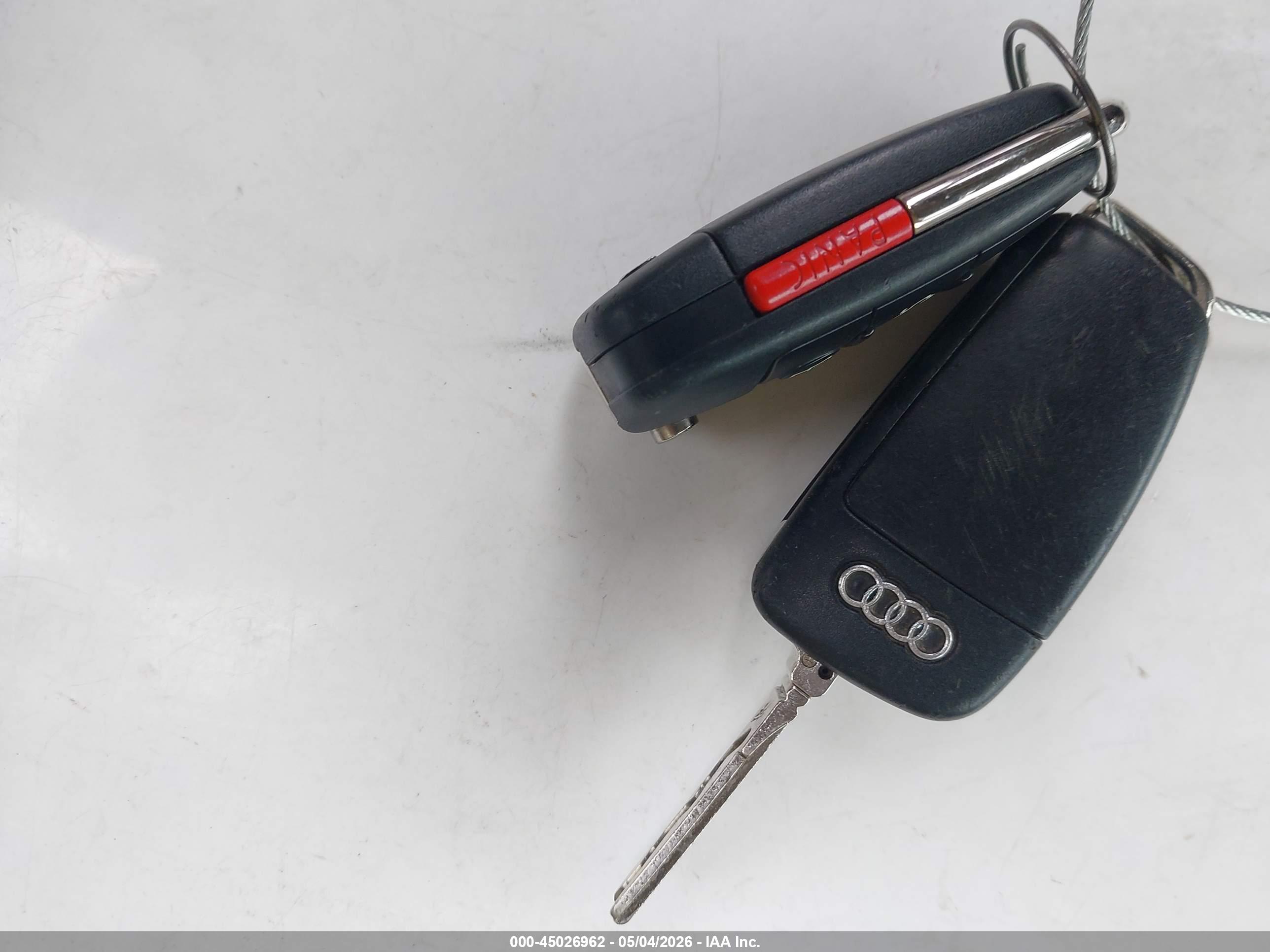 AUDI A4 image 11