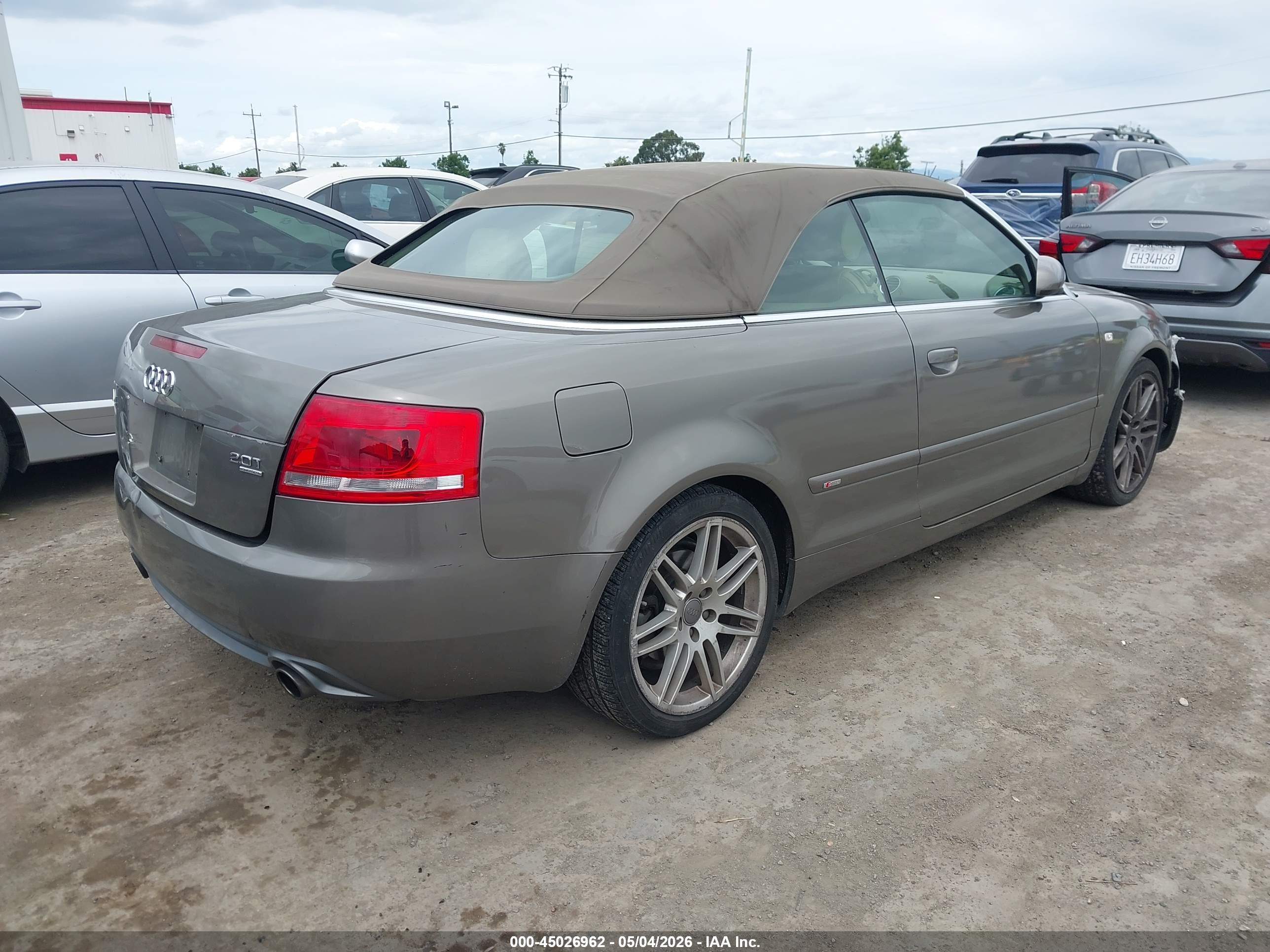 AUDI A4 image 4
