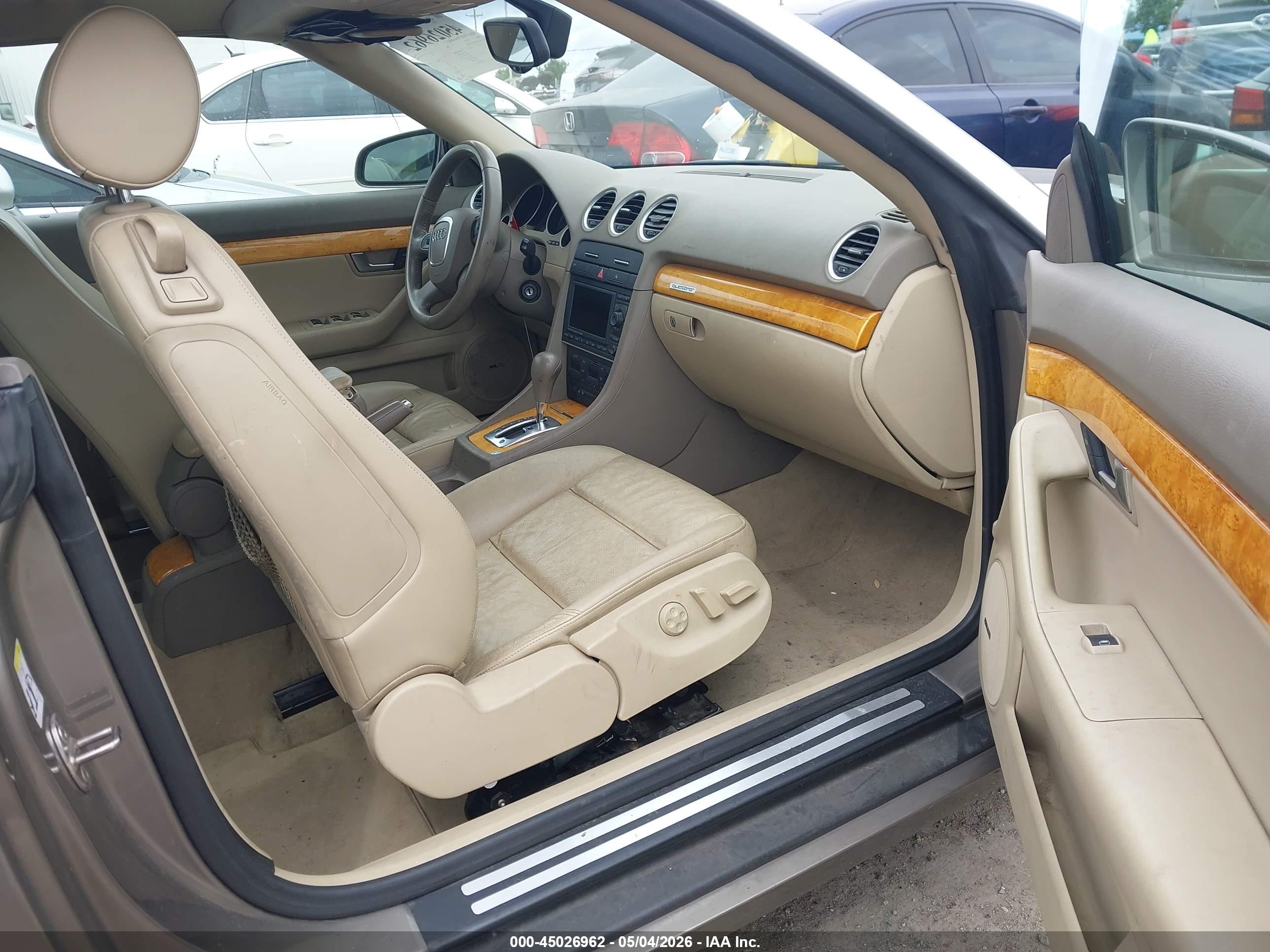 AUDI A4 image 5