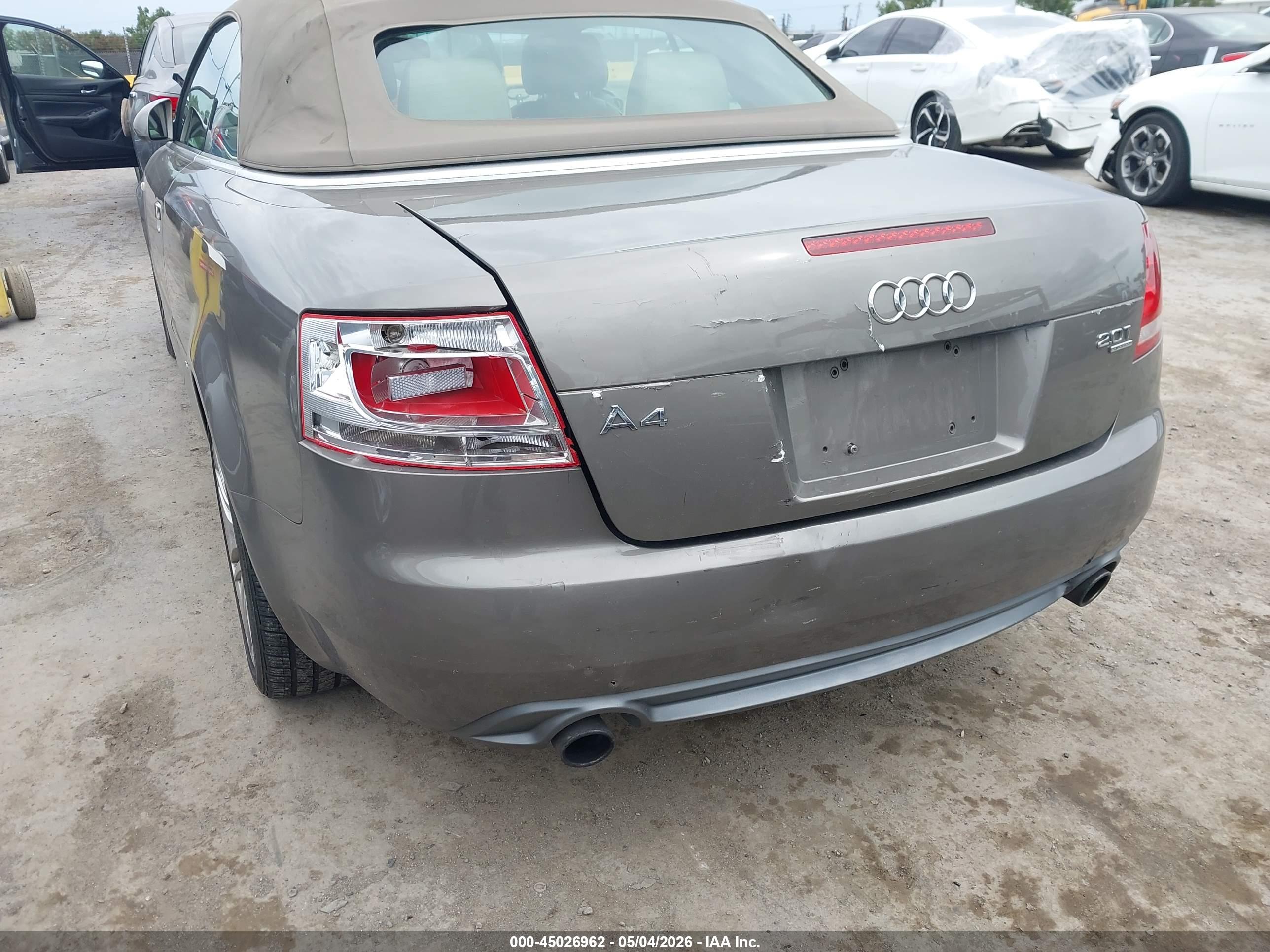 AUDI A4 image 6