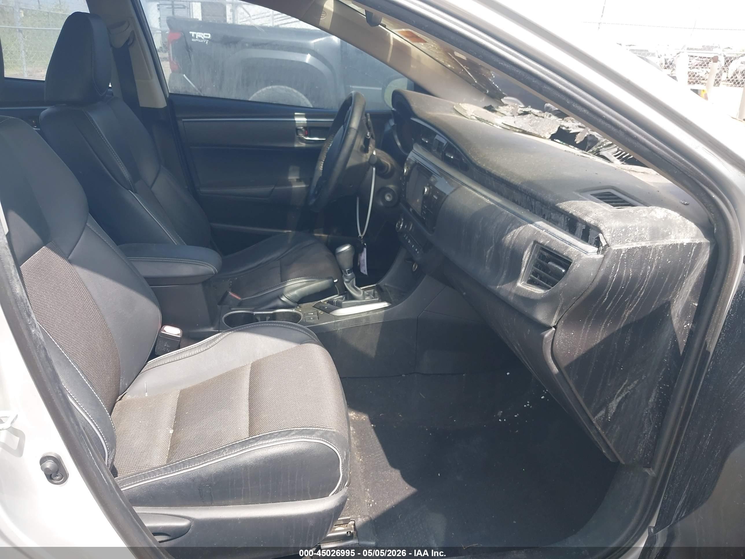 TOYOTA COROLLA image 5