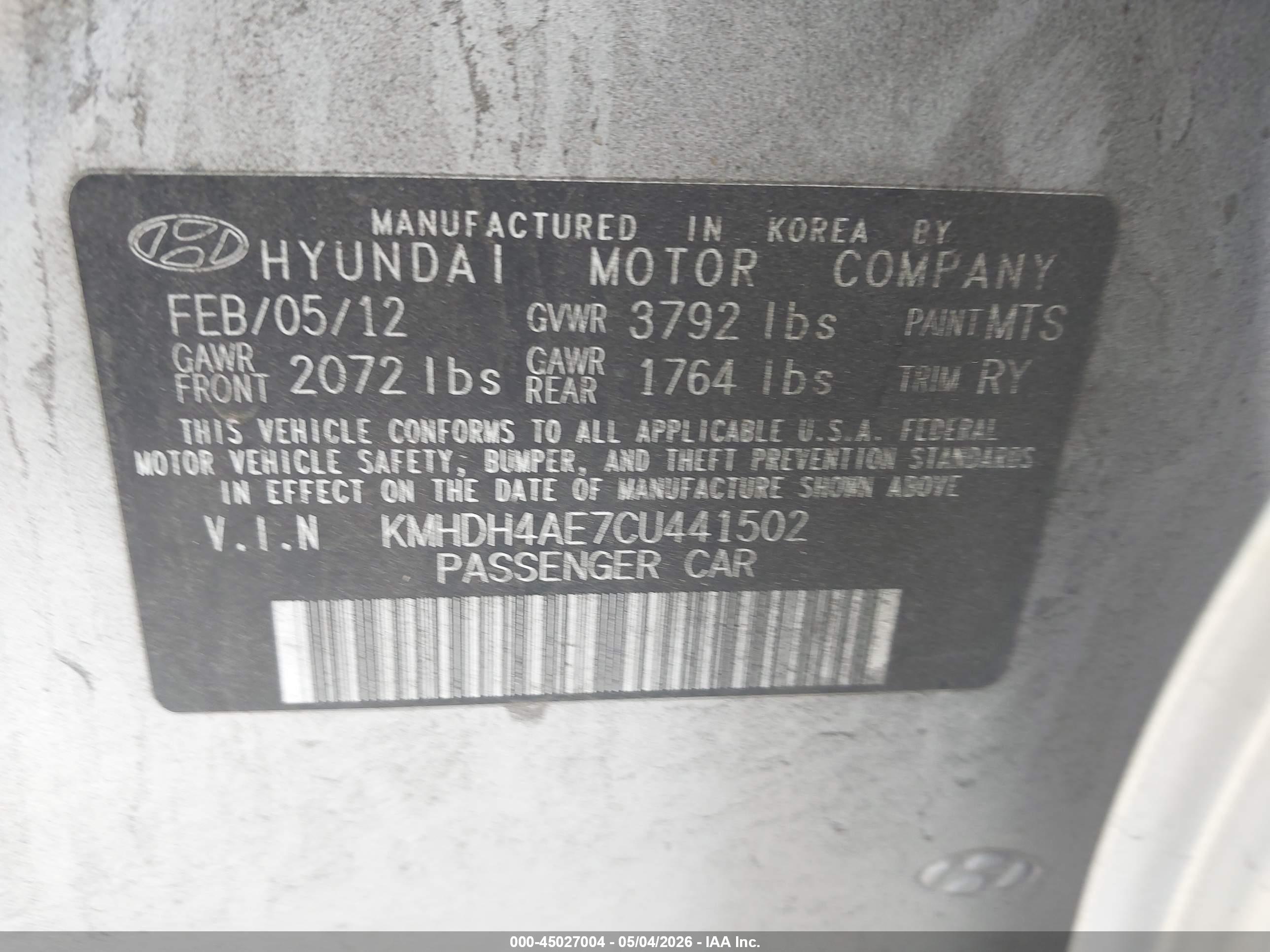 HYUNDAI ELANTRA image 9