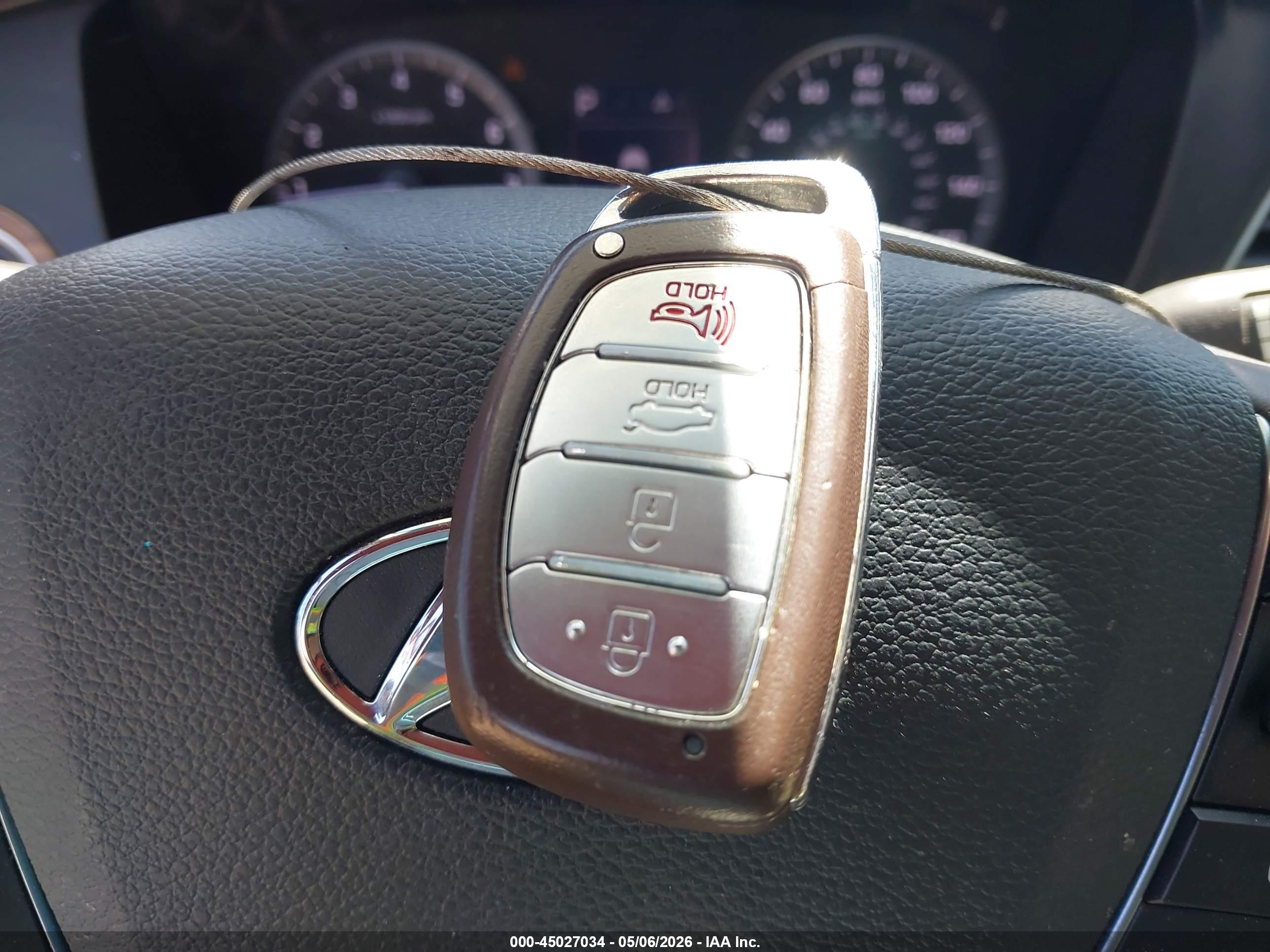 HYUNDAI SONATA image 11