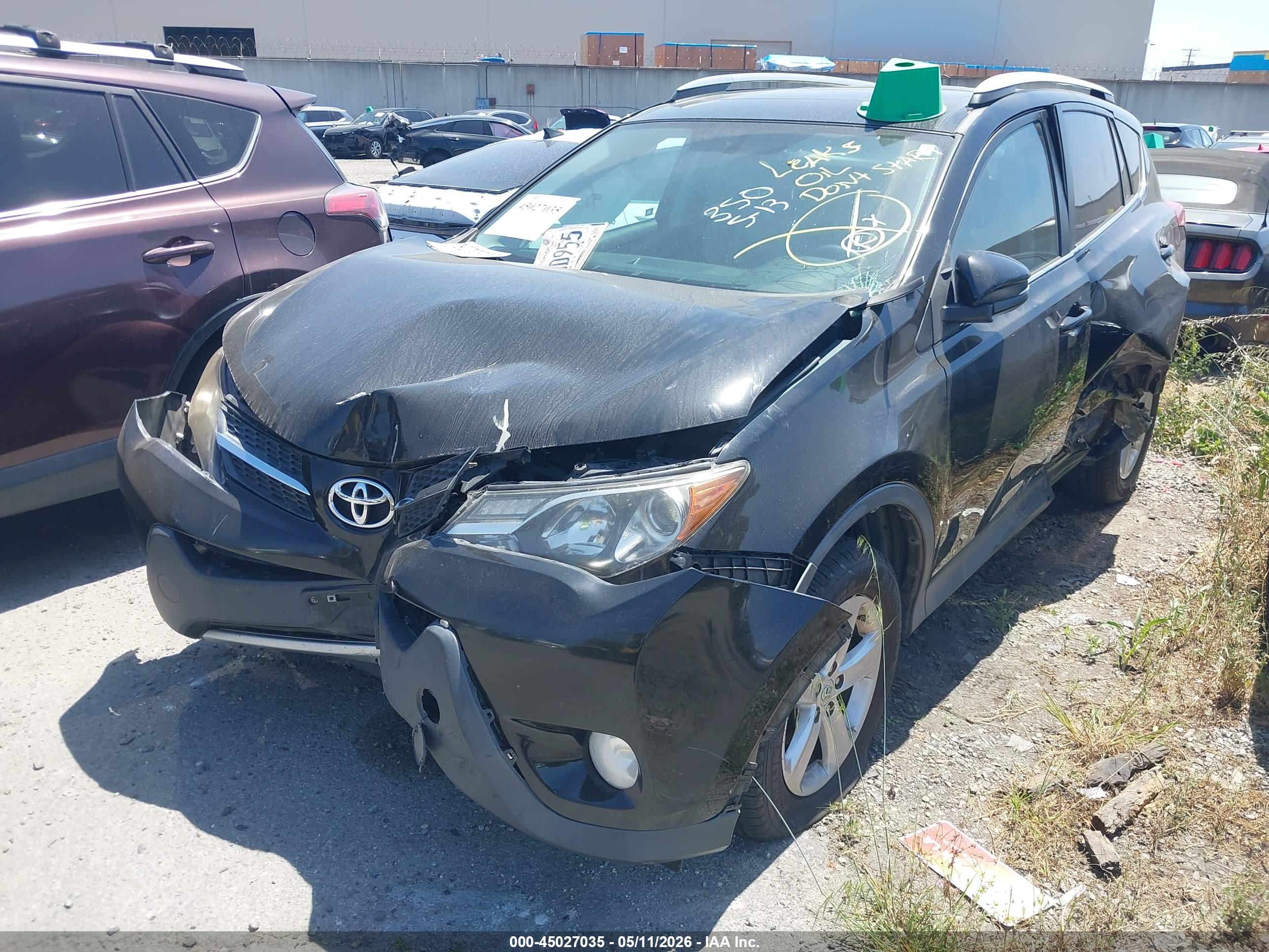 TOYOTA RAV4 image 2