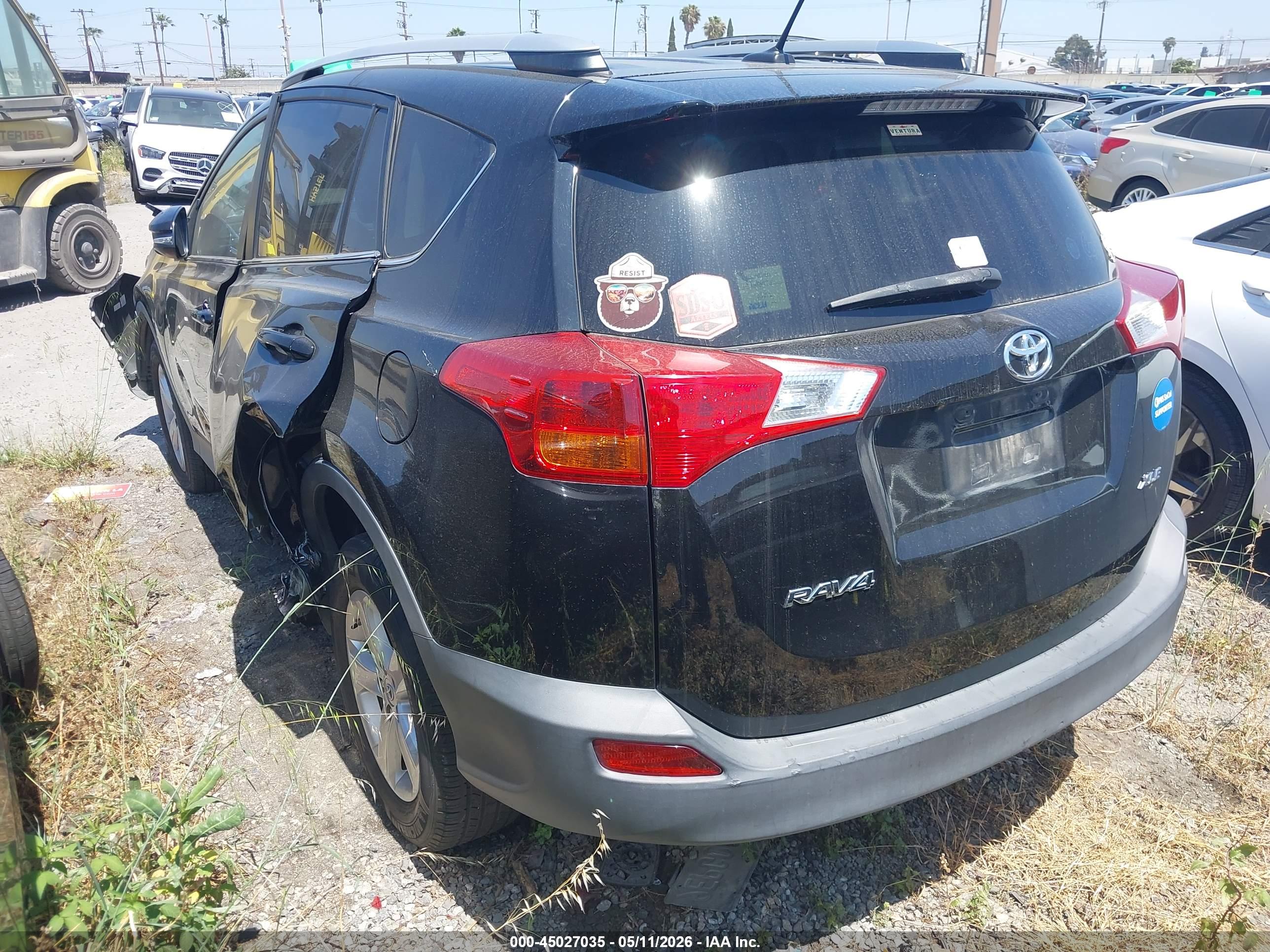 TOYOTA RAV4 image 3