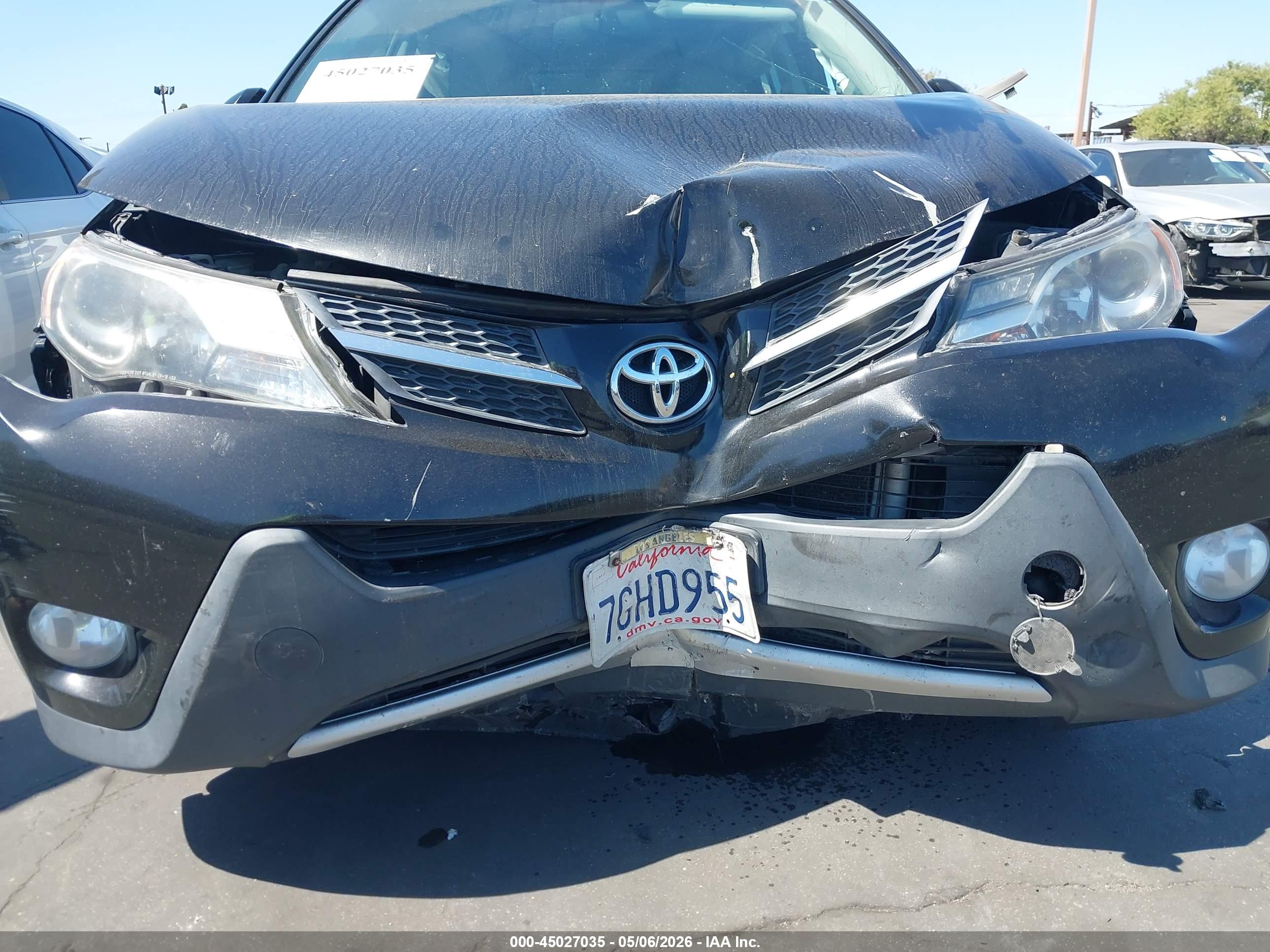 TOYOTA RAV4 image 6