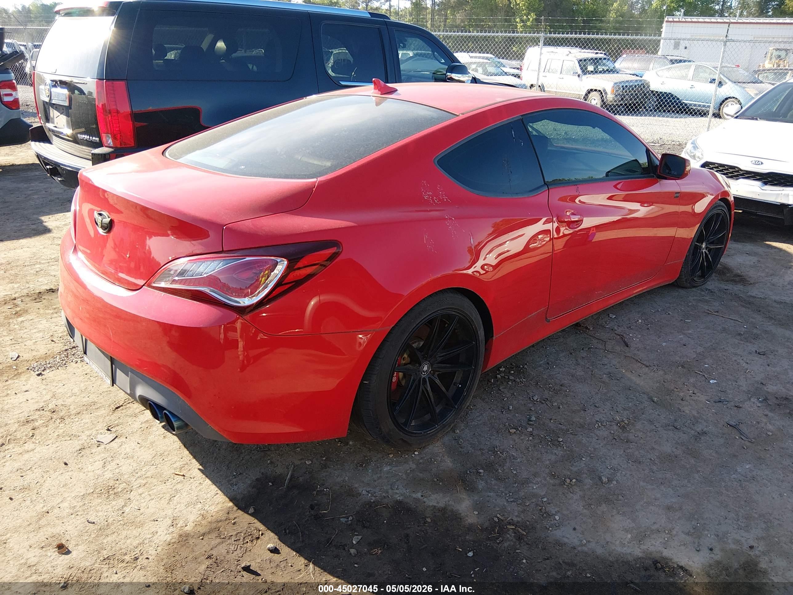 HYUNDAI GENESIS image 4