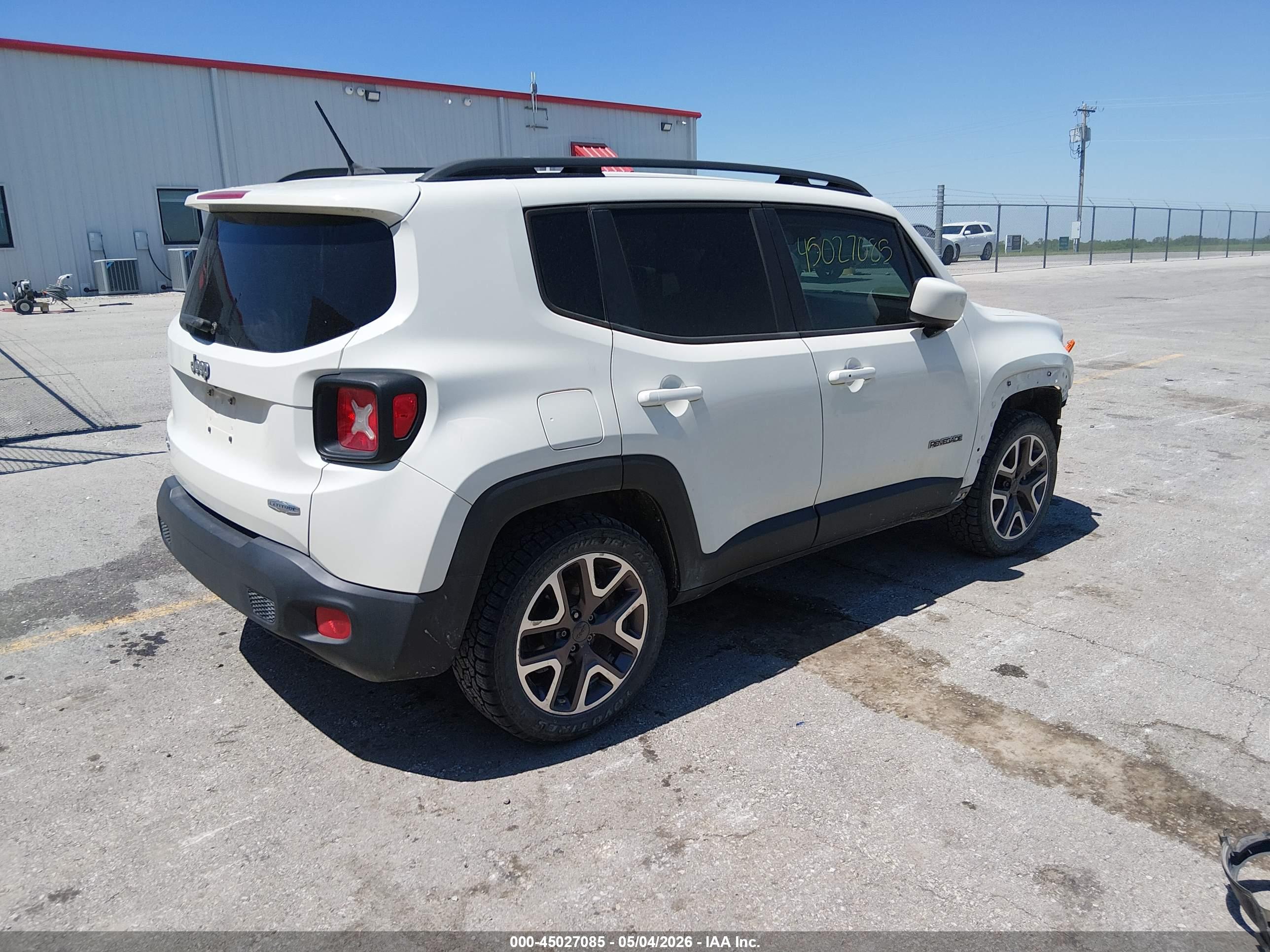 JEEP RENEGADE image 4
