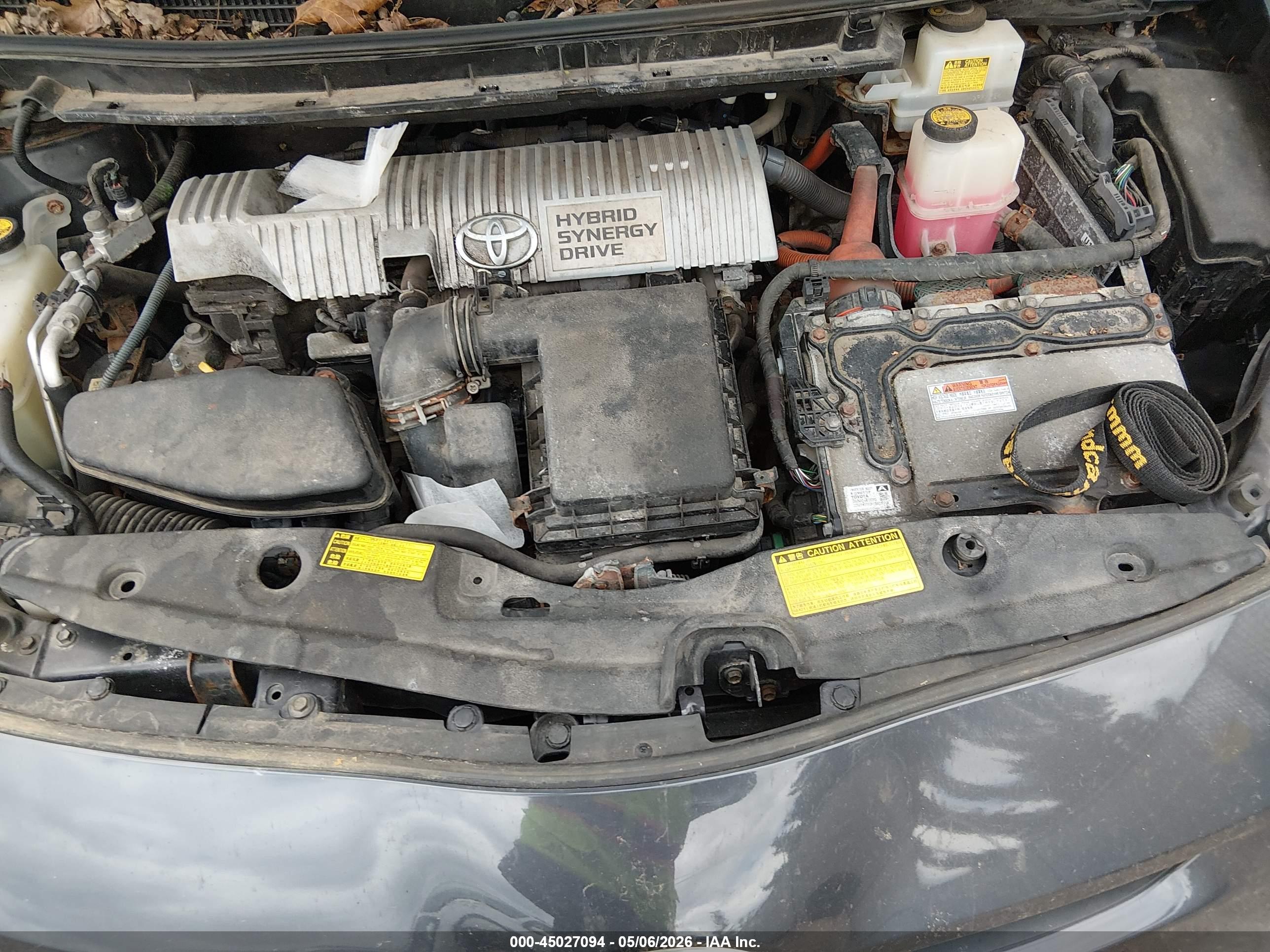TOYOTA PRIUS image 10