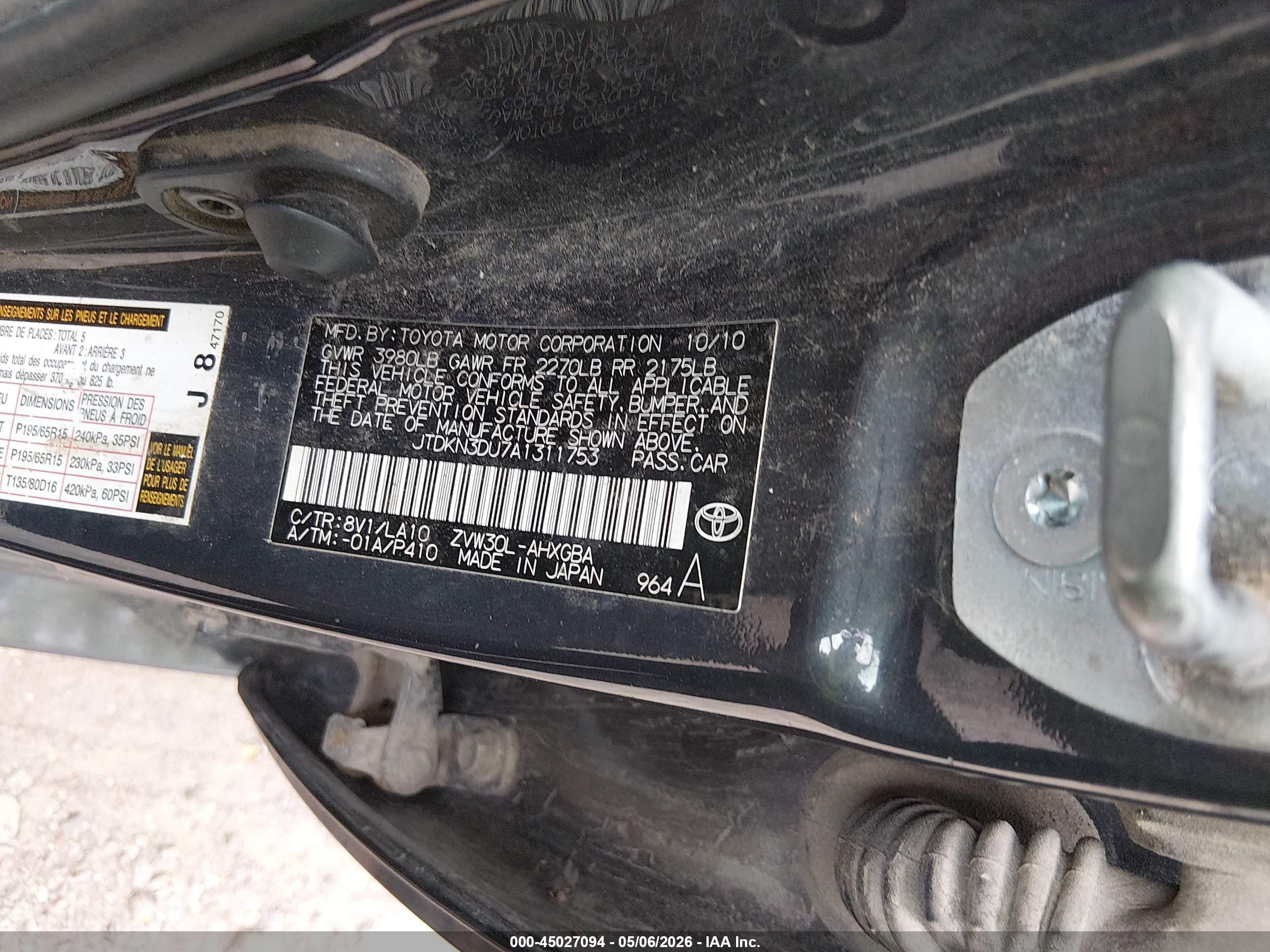 TOYOTA PRIUS image 9