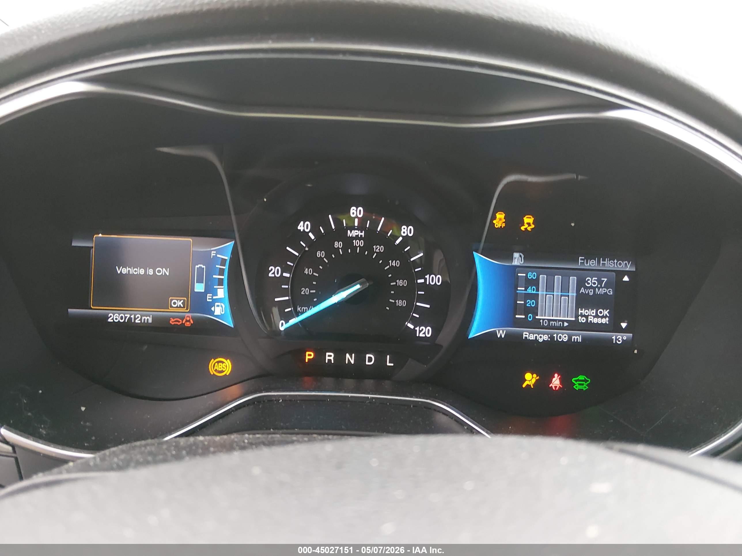 FORD FUSION image 7