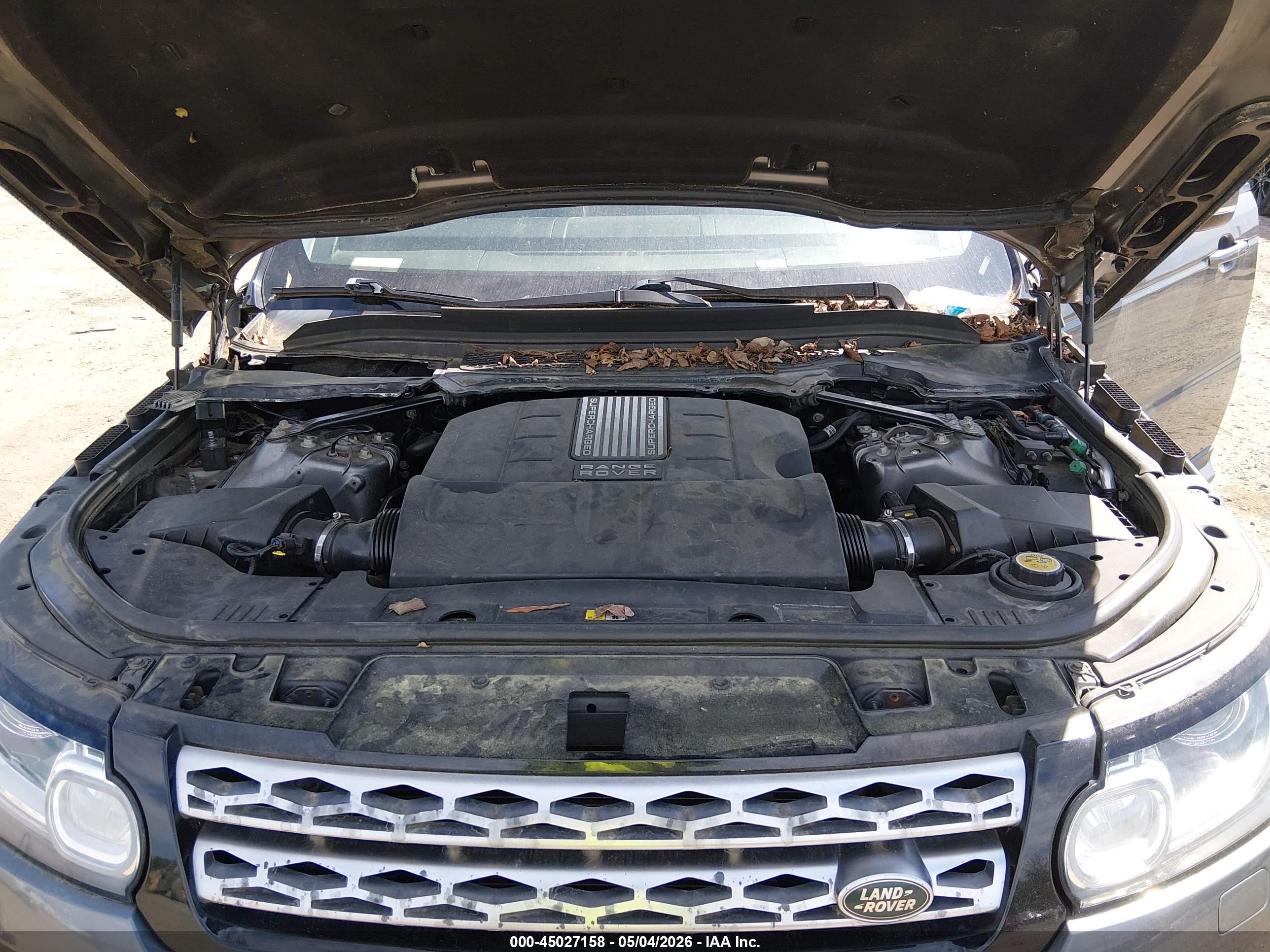 LAND ROVER image 10