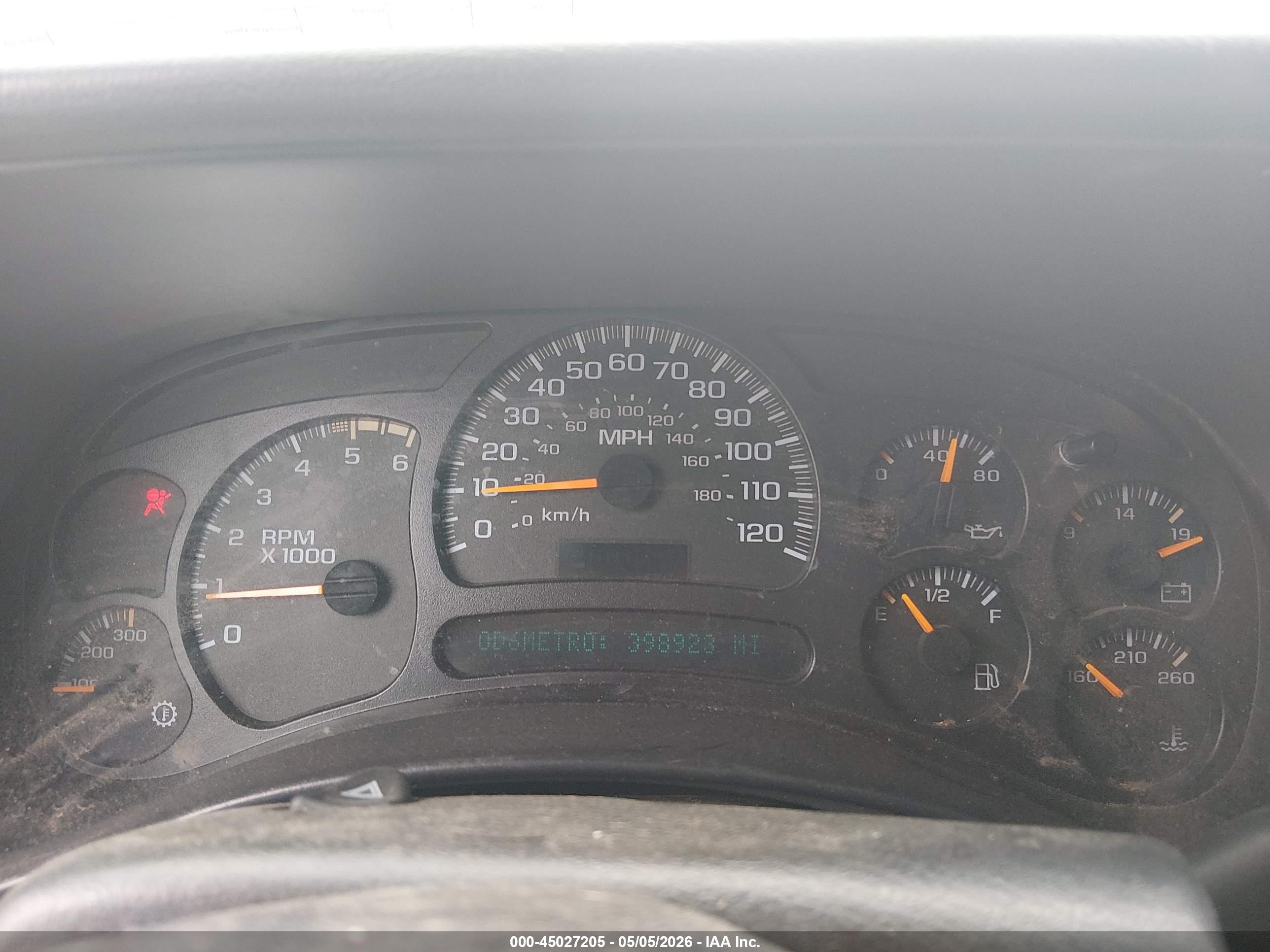 CHEVROLET SILVERADO image 7