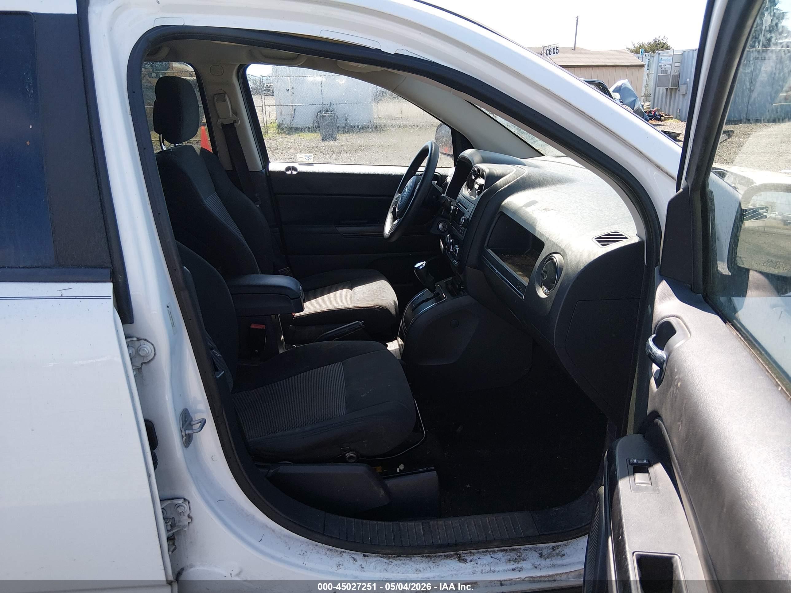 JEEP COMPASS image 5