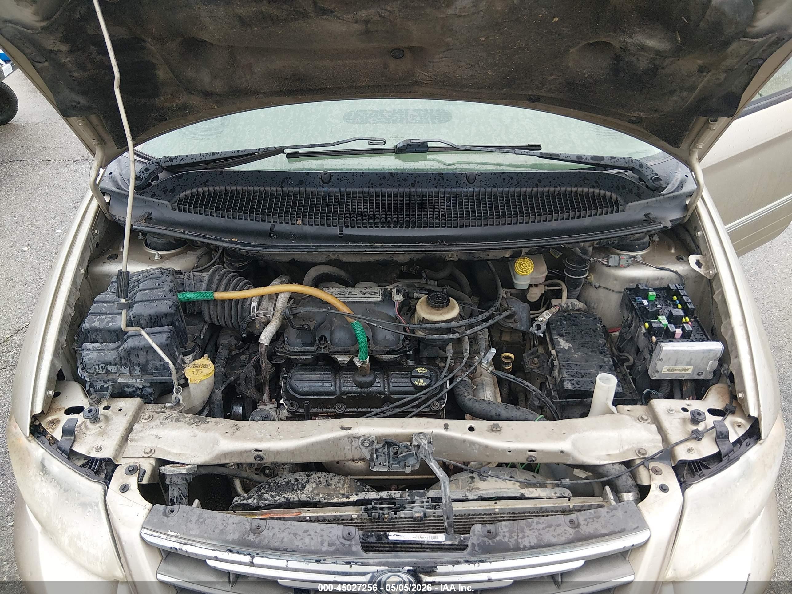 CHRYSLER TOWN image 10