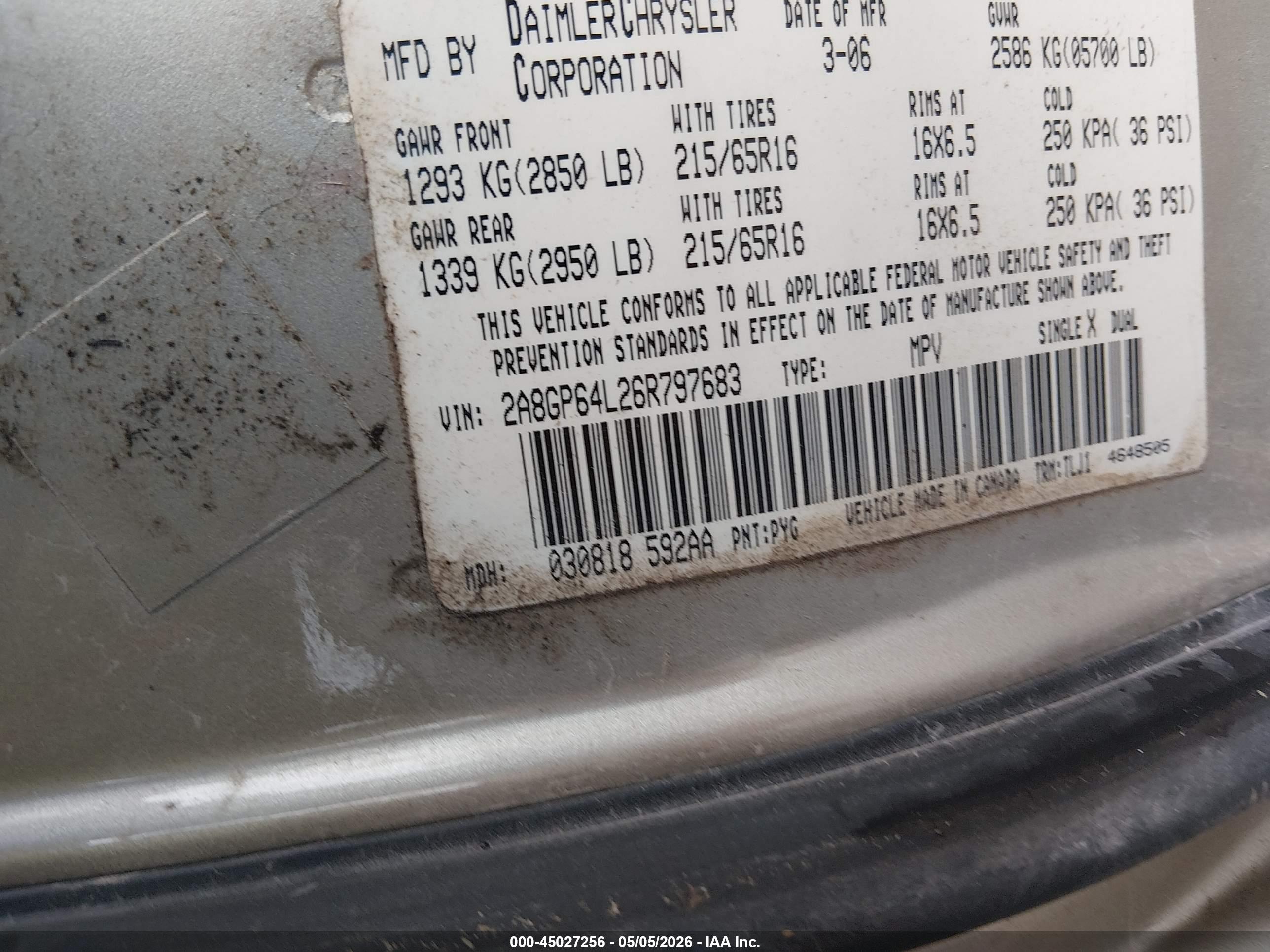 CHRYSLER TOWN image 9