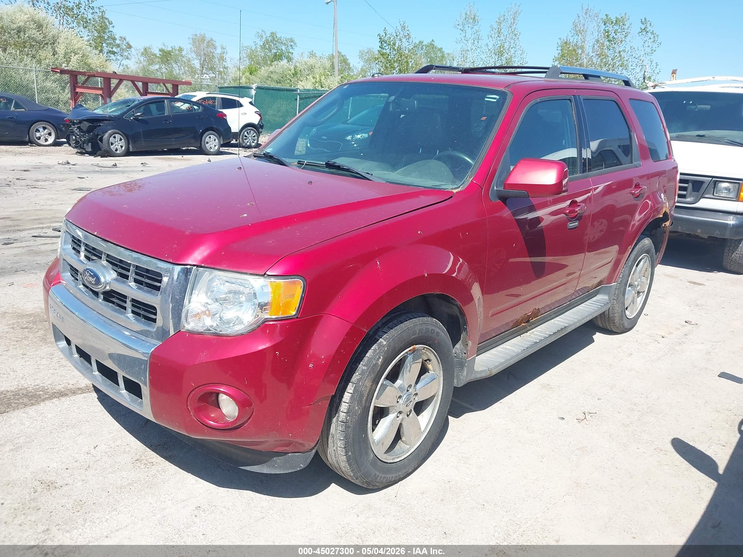 FORD ESCAPE image 2