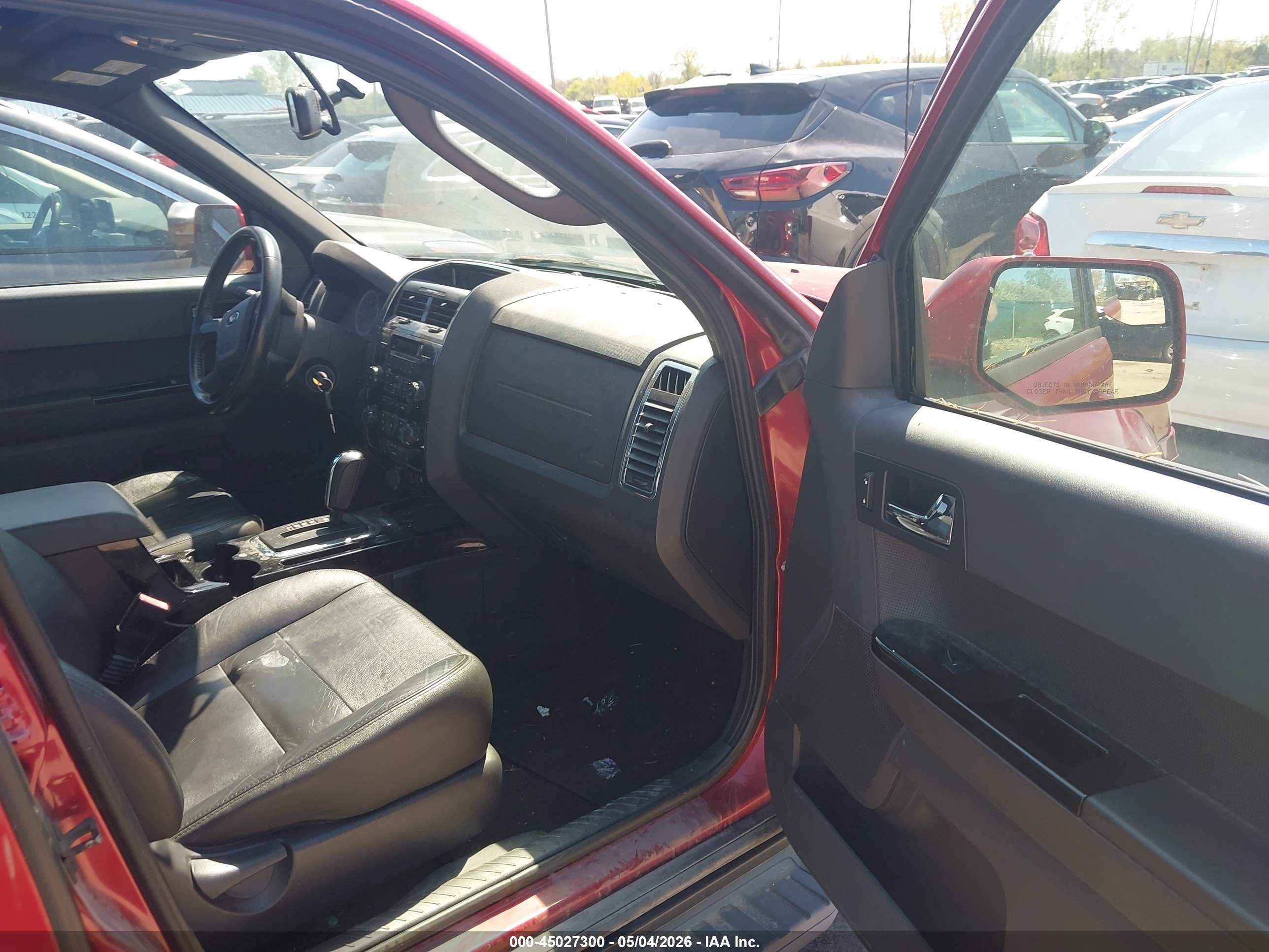 FORD ESCAPE image 5