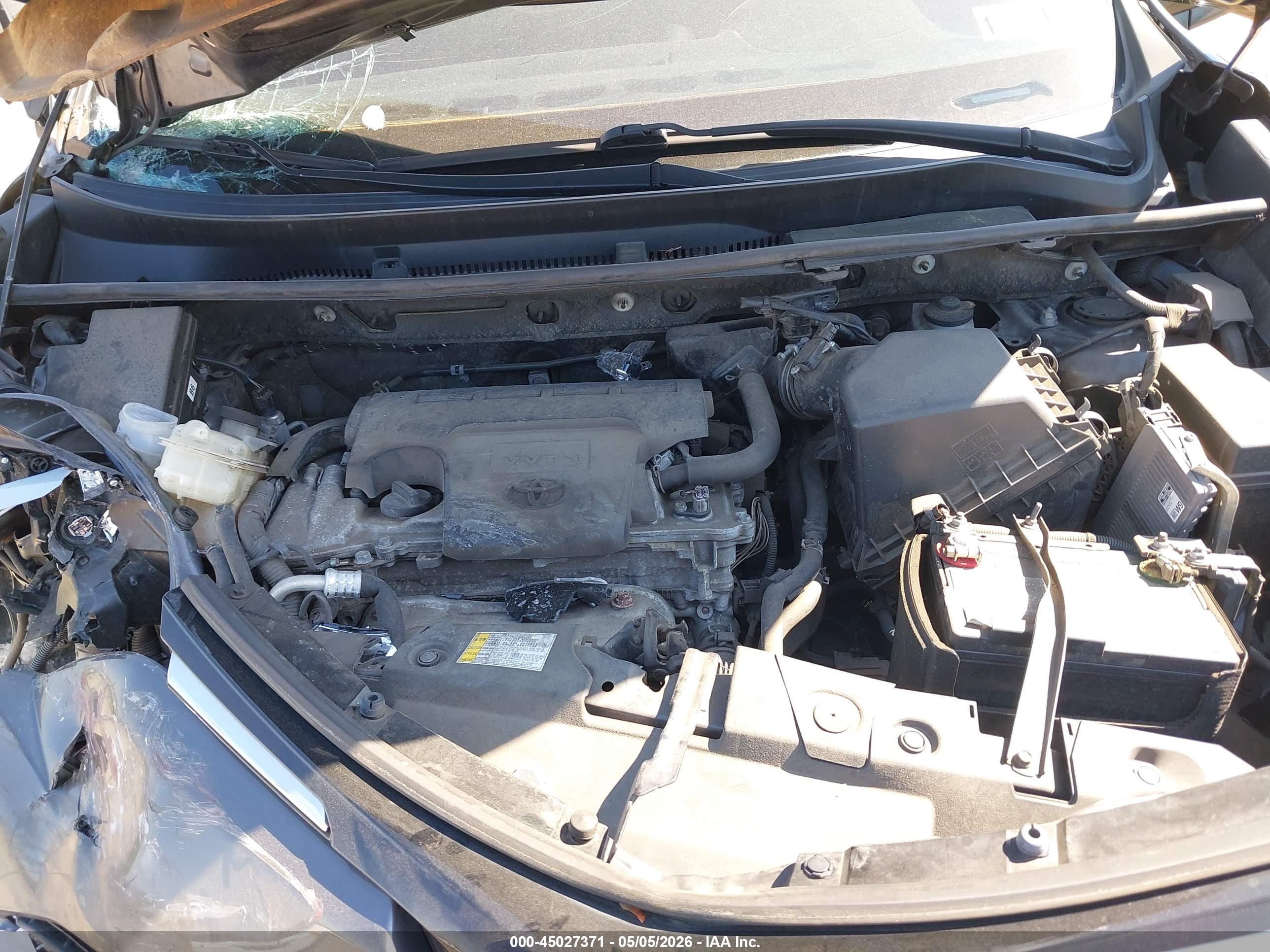 TOYOTA RAV4 image 10