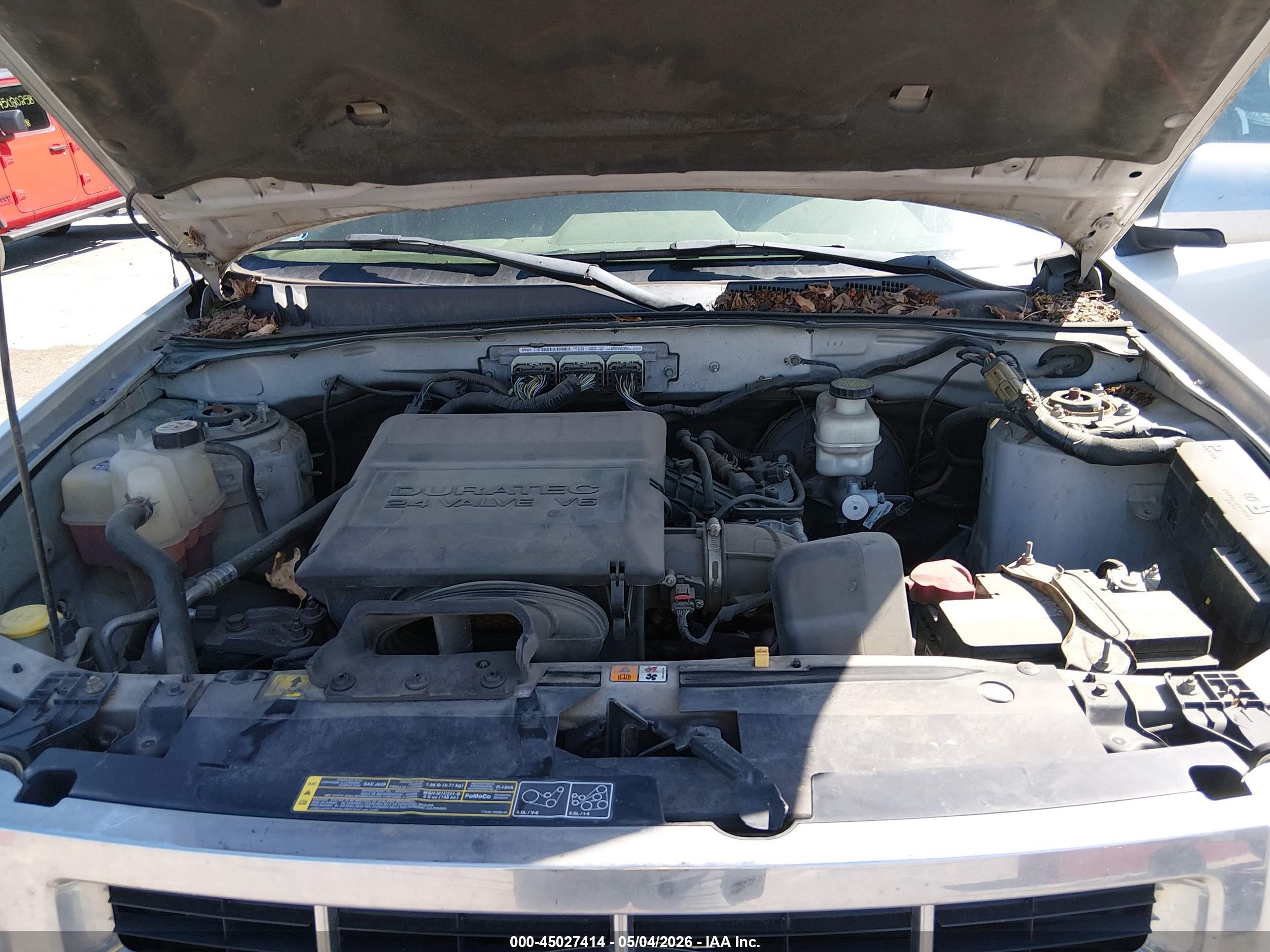 FORD ESCAPE image 10