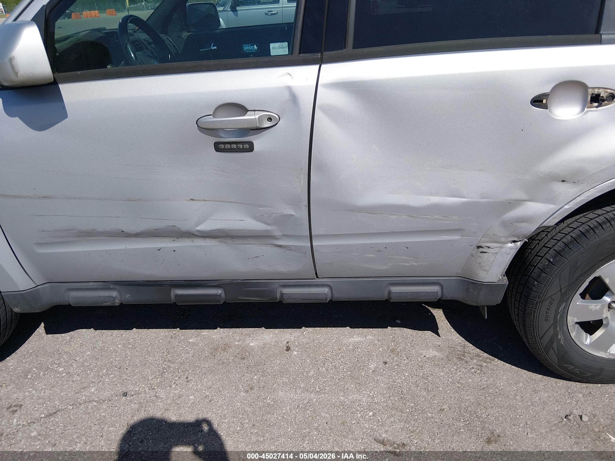 FORD ESCAPE image 6