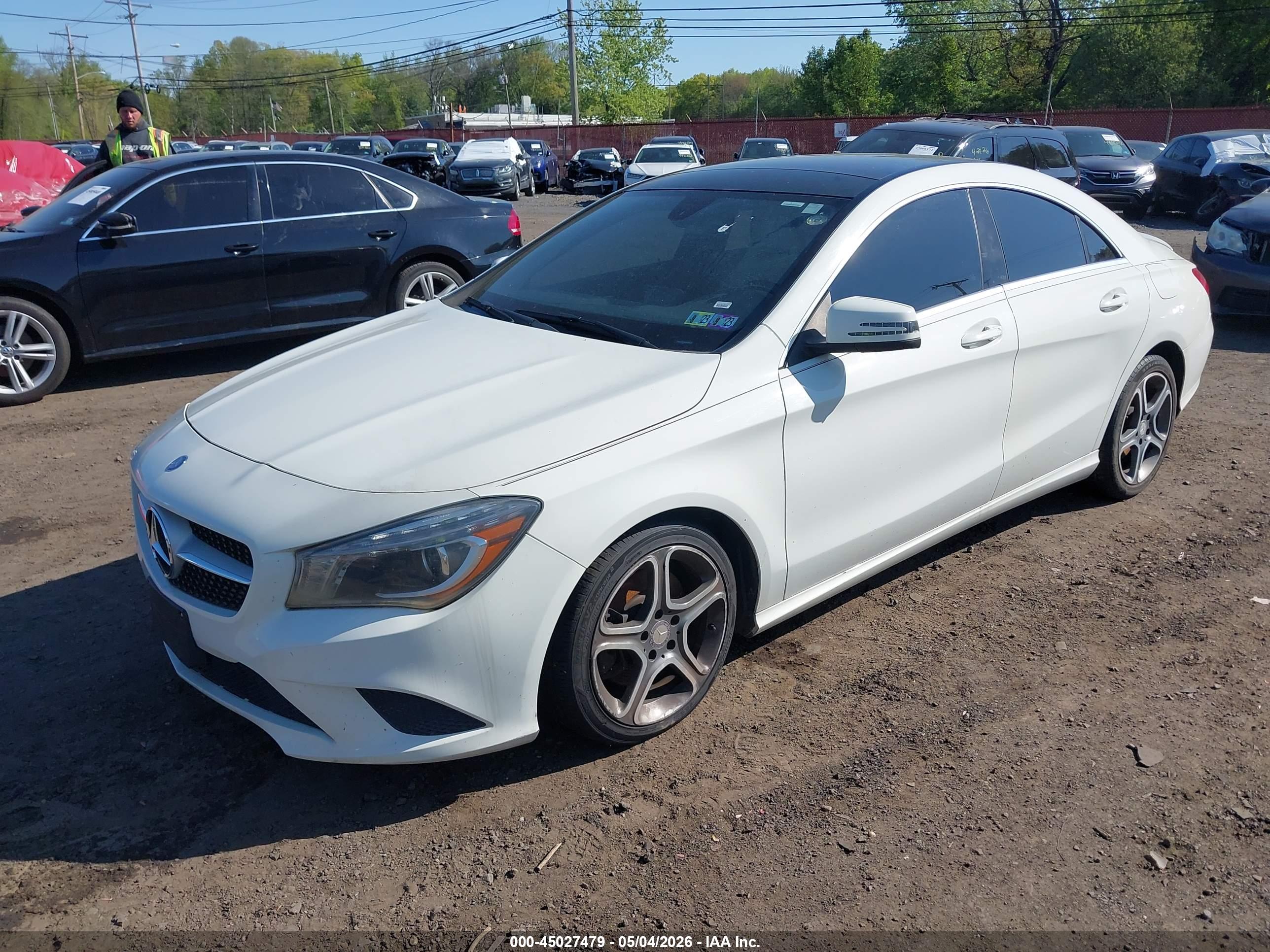 MERCEDES-BENZ CLA image 2