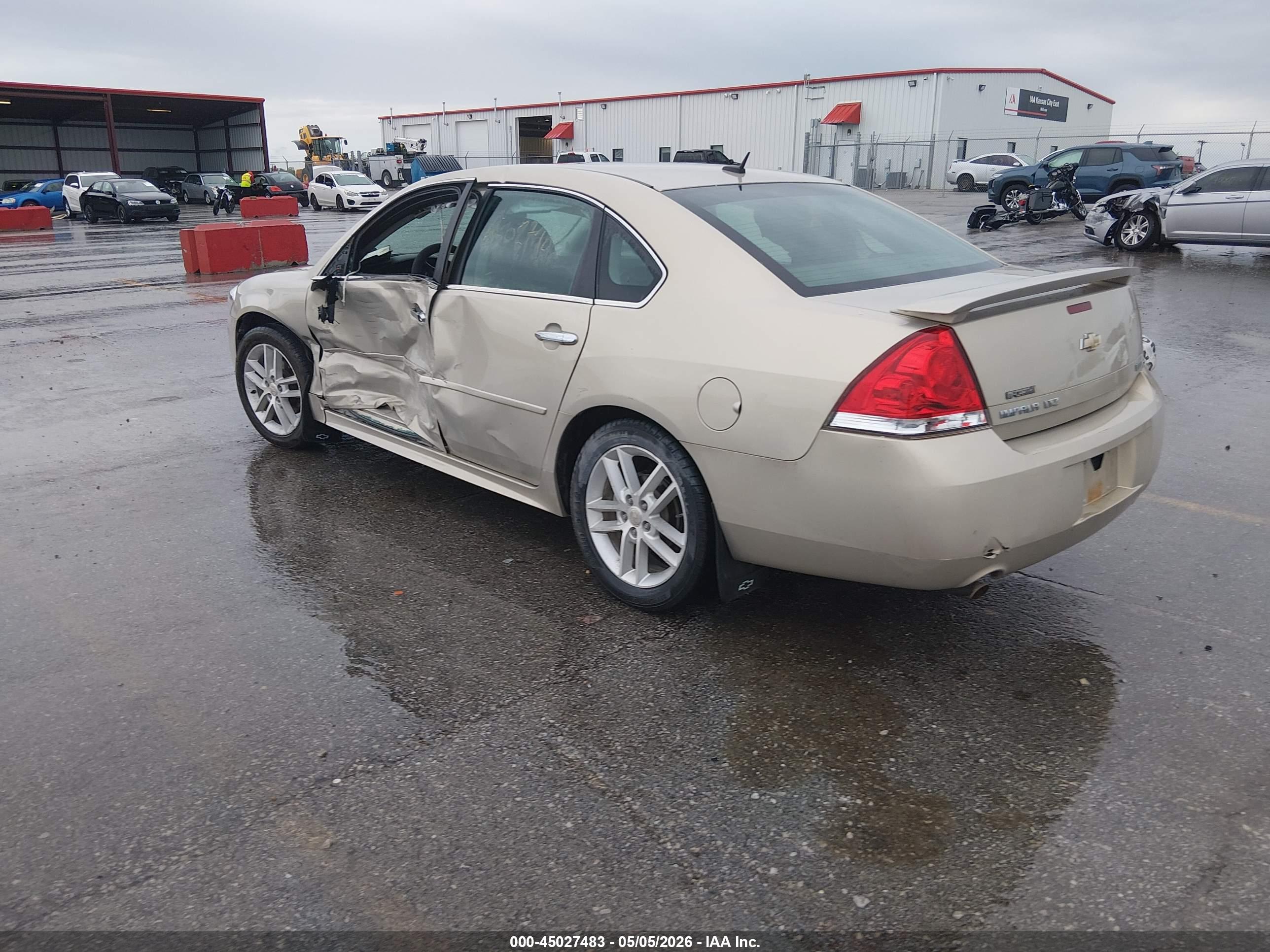 CHEVROLET IMPALA image 3