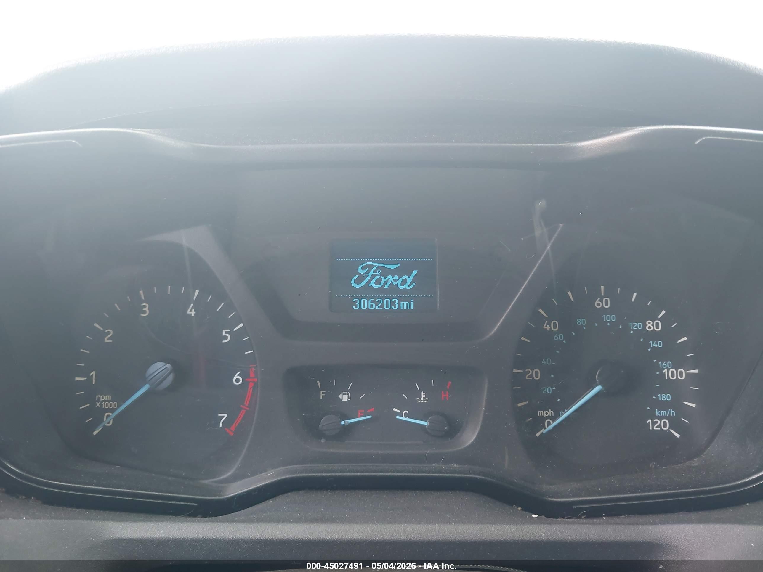 FORD TRANSIT-250 image 7
