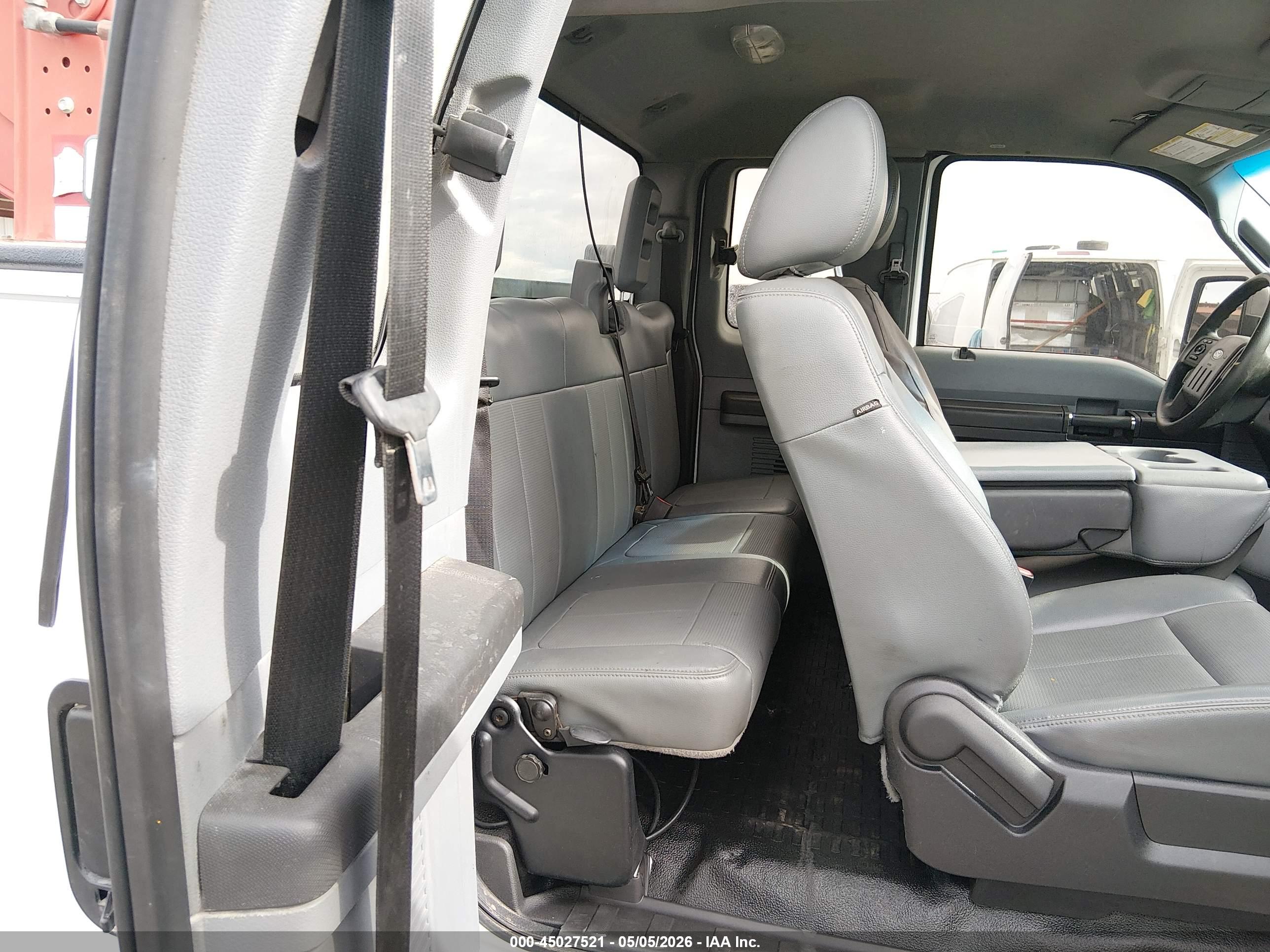 FORD F-250 image 8