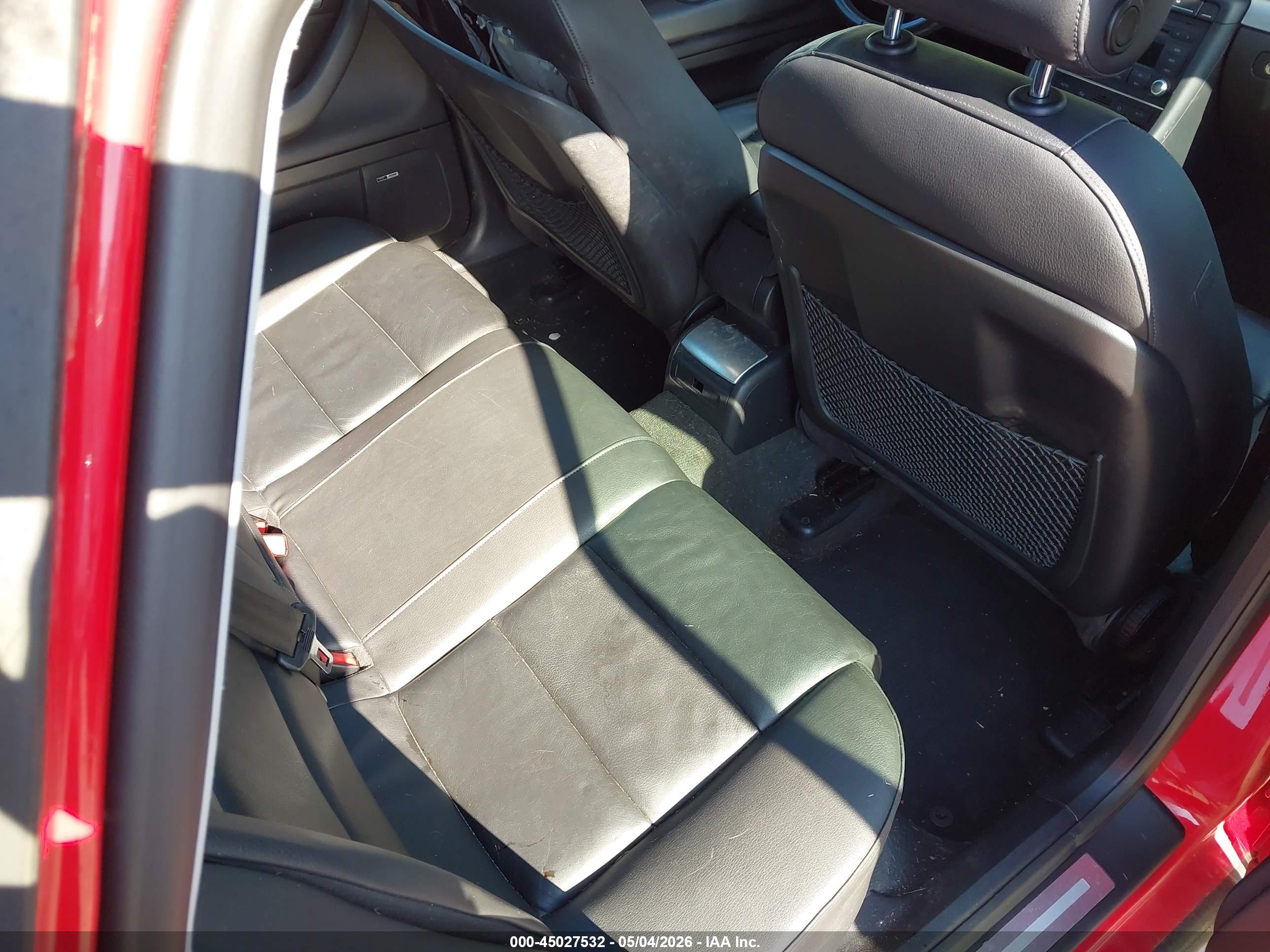 AUDI A4 image 8