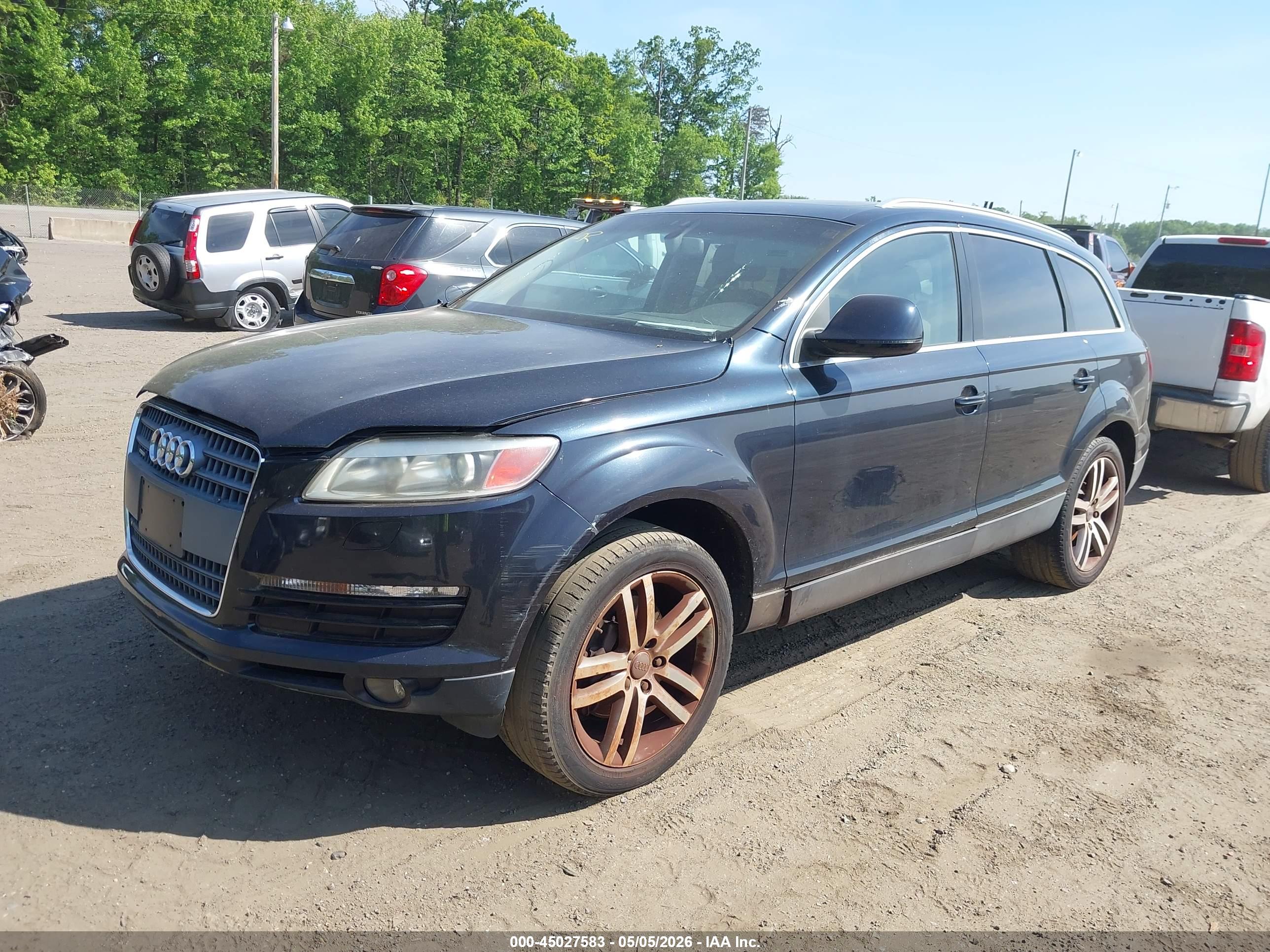 AUDI Q7 image 2