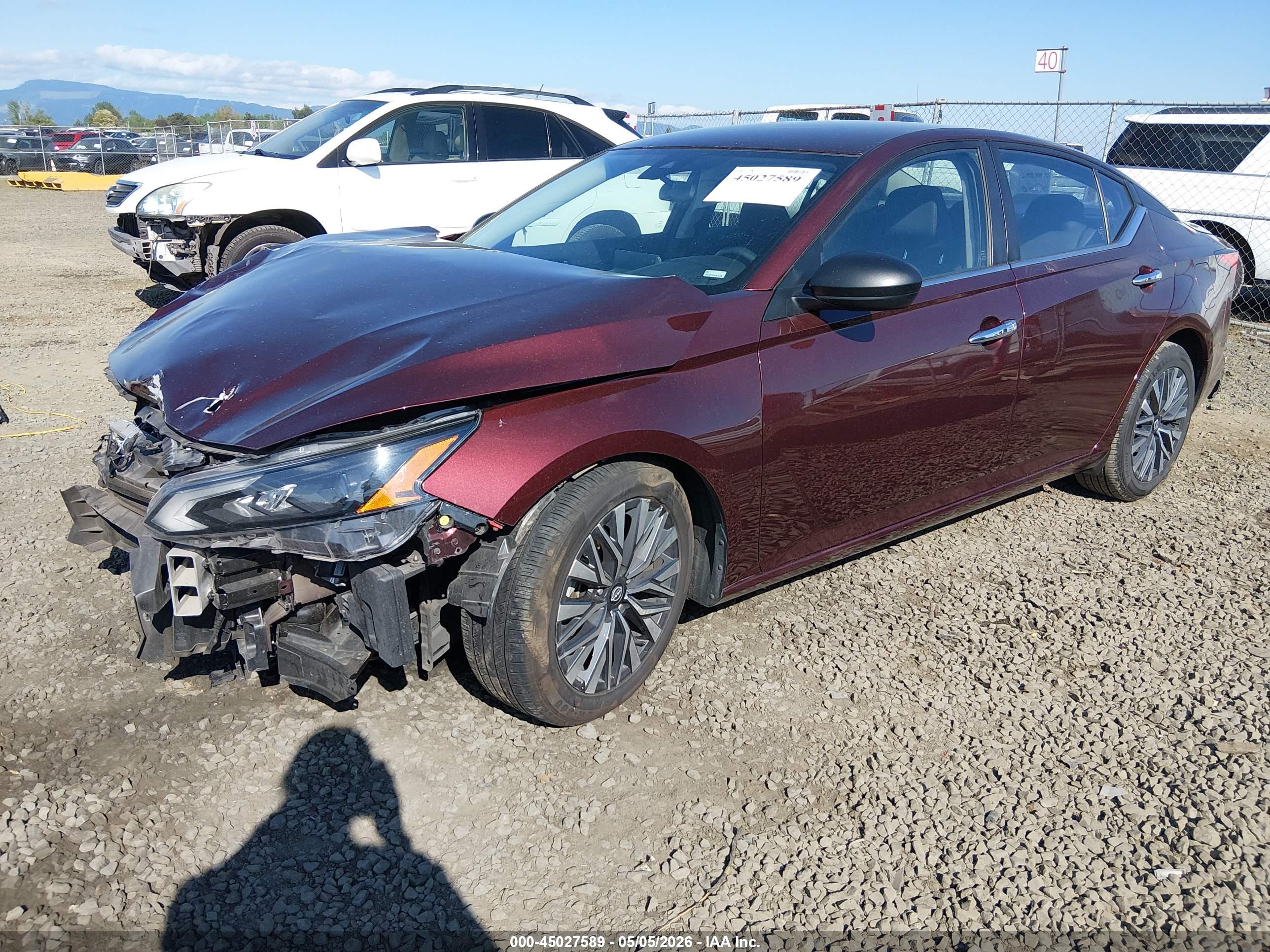 NISSAN ALTIMA image 2