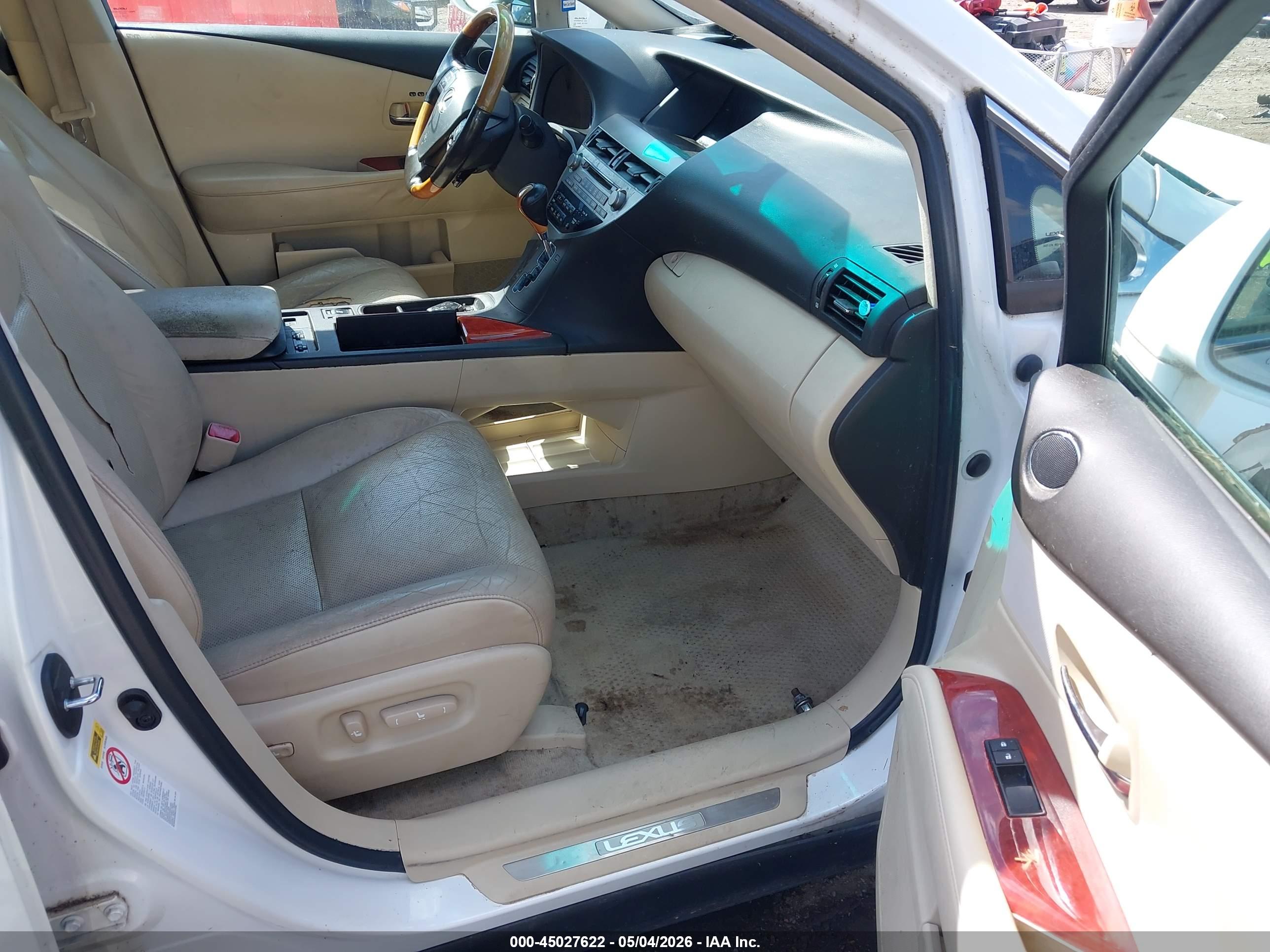 LEXUS RX image 5