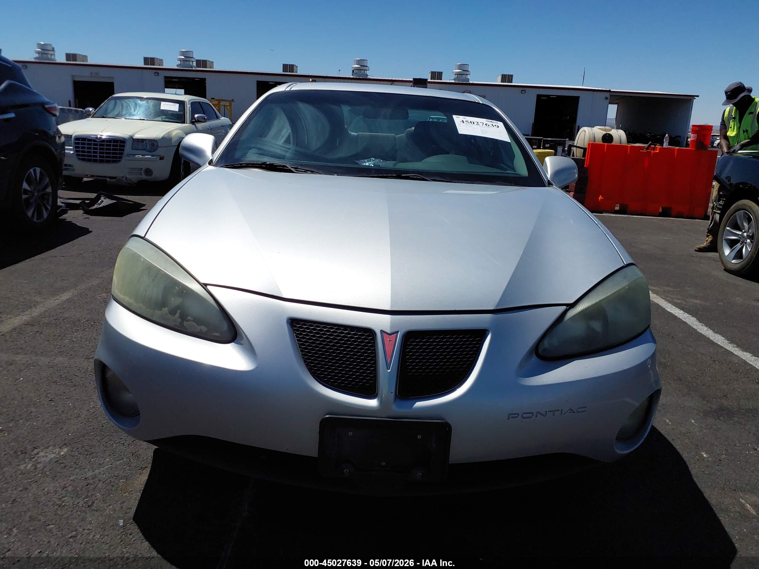 PONTIAC GRAND image 6