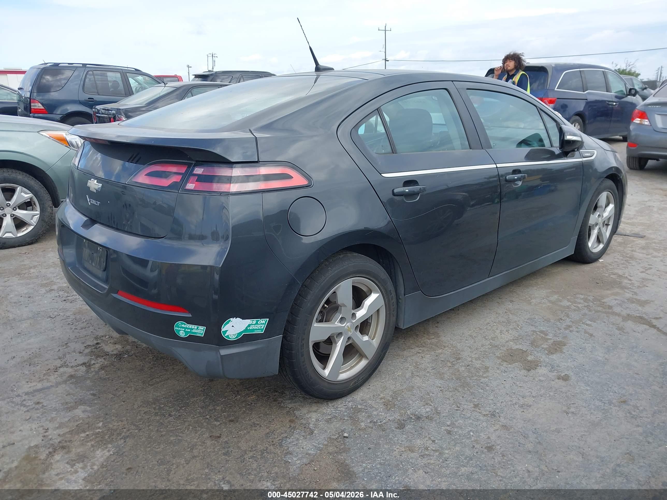 CHEVROLET VOLT image 4