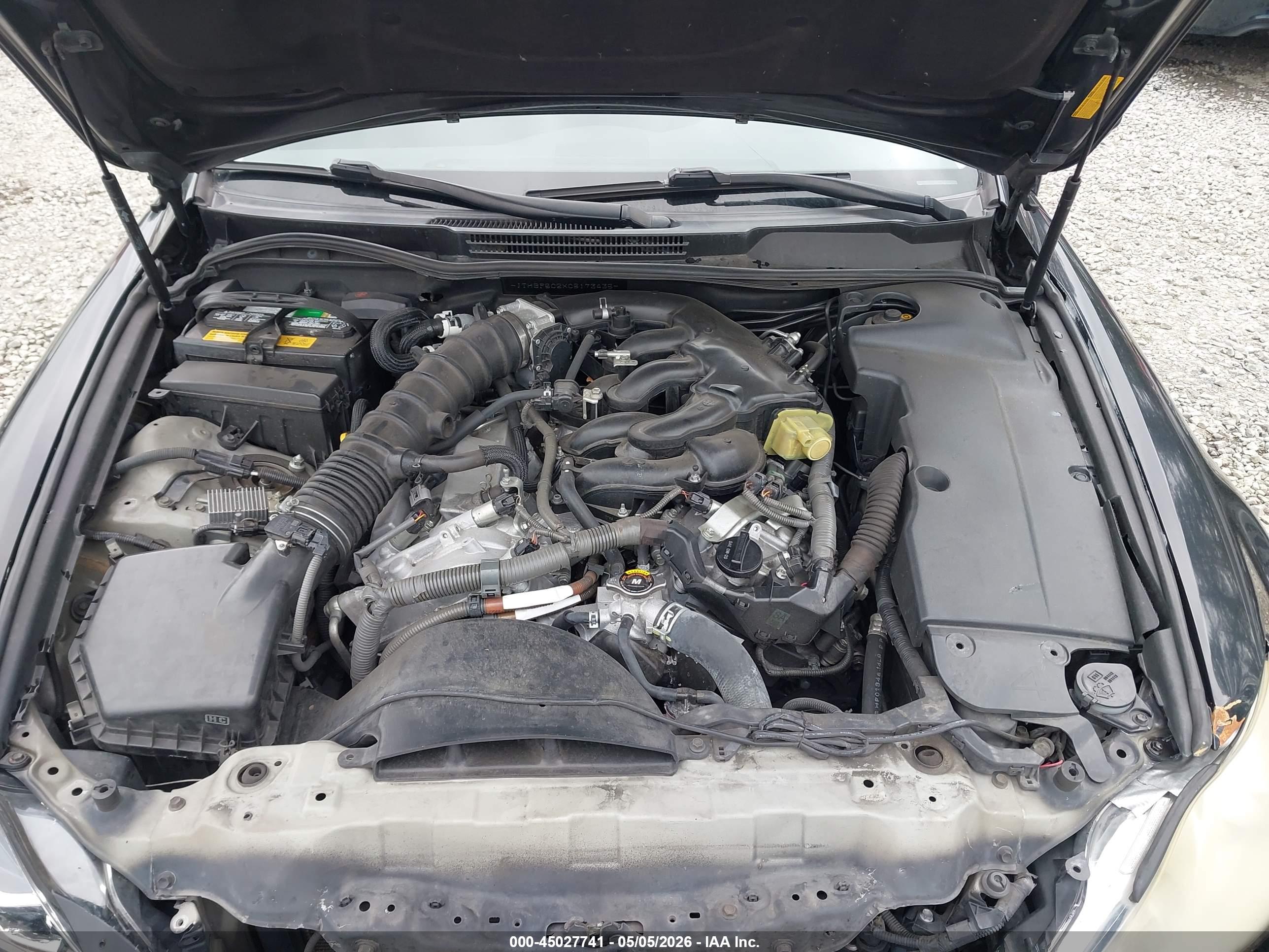 LEXUS IS image 10