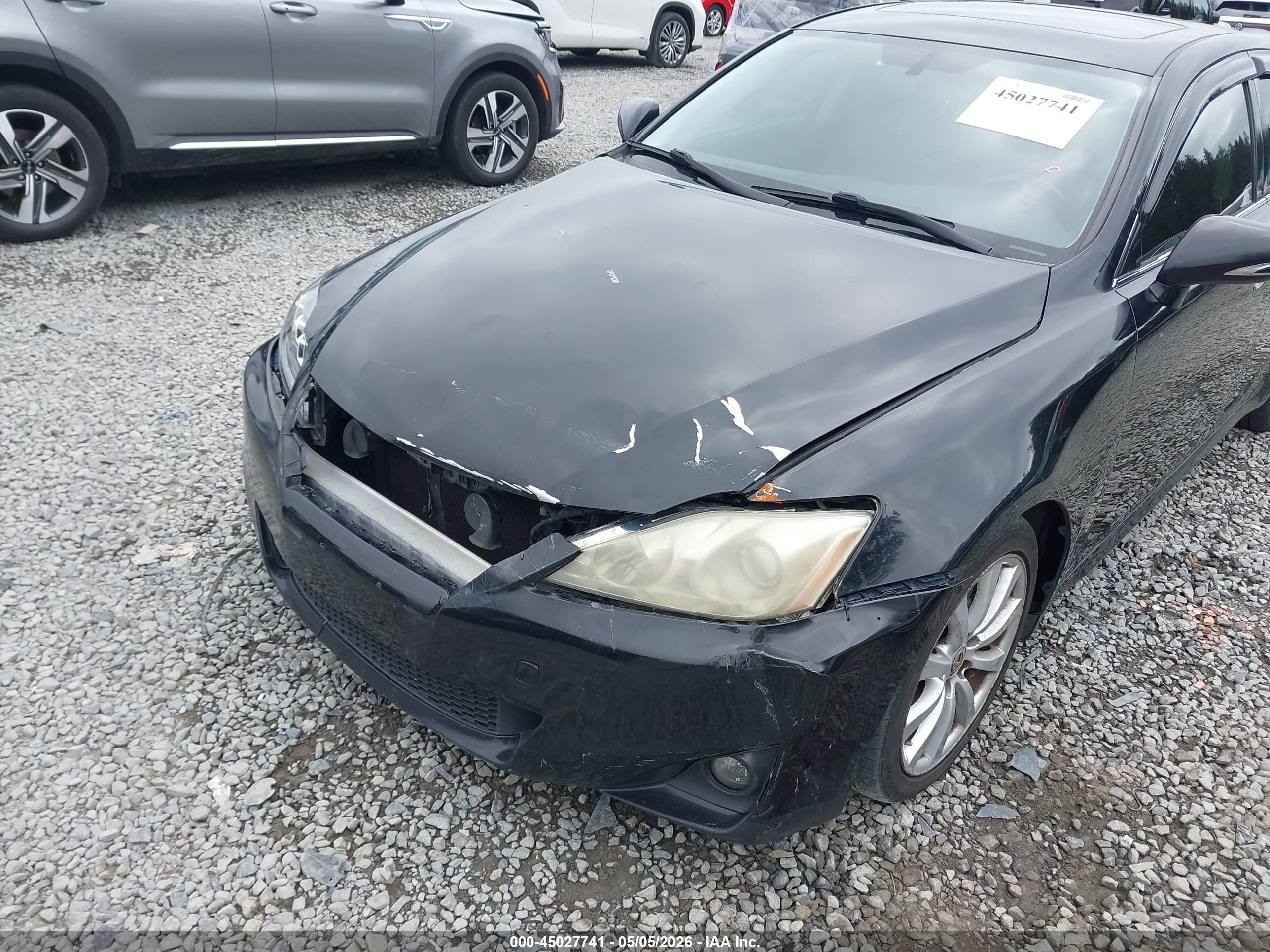 LEXUS IS image 6