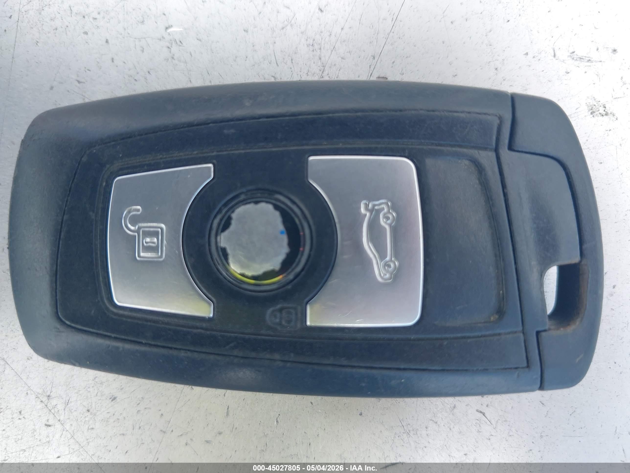 BMW 328I image 11