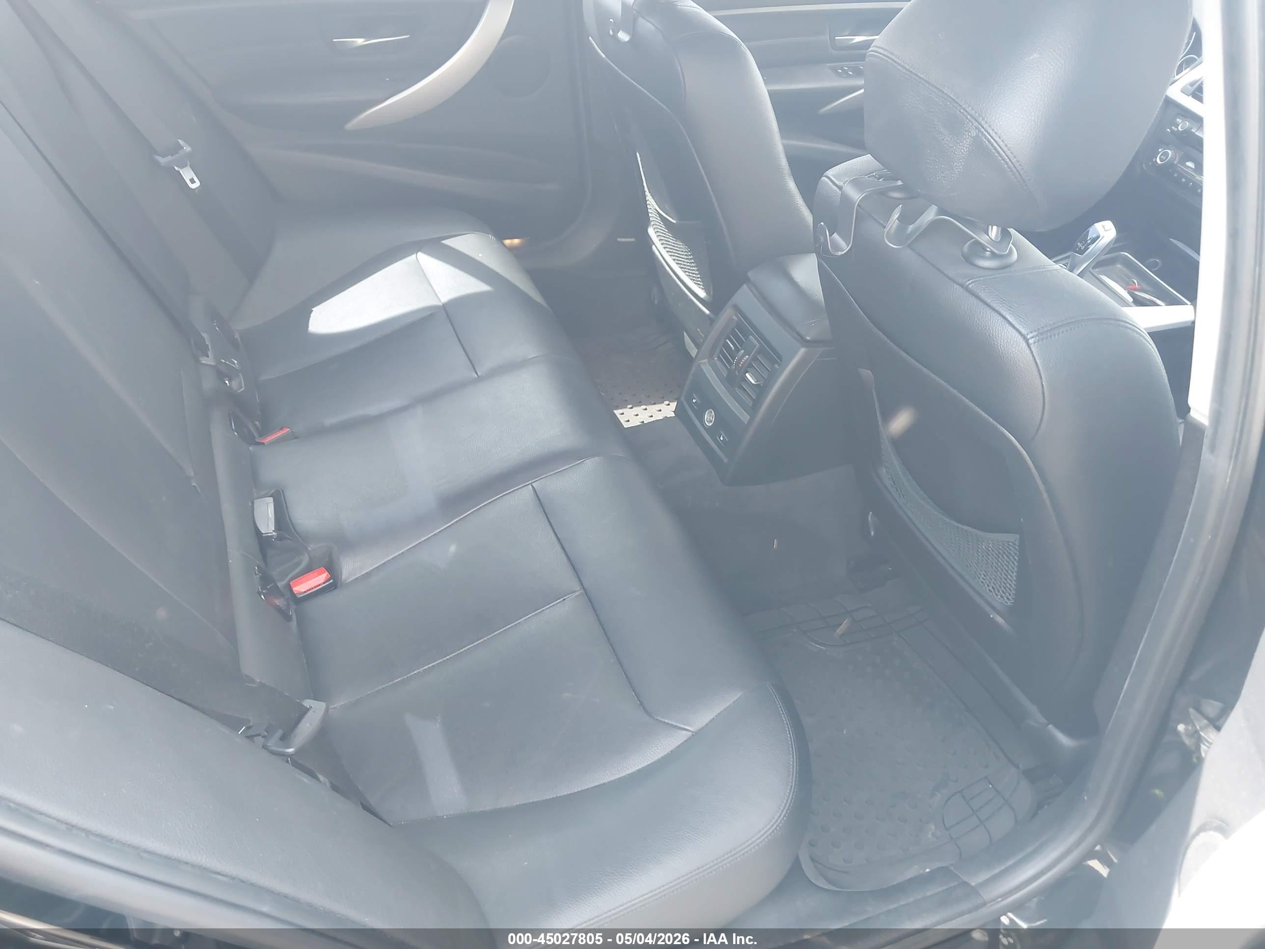 BMW 328I image 8