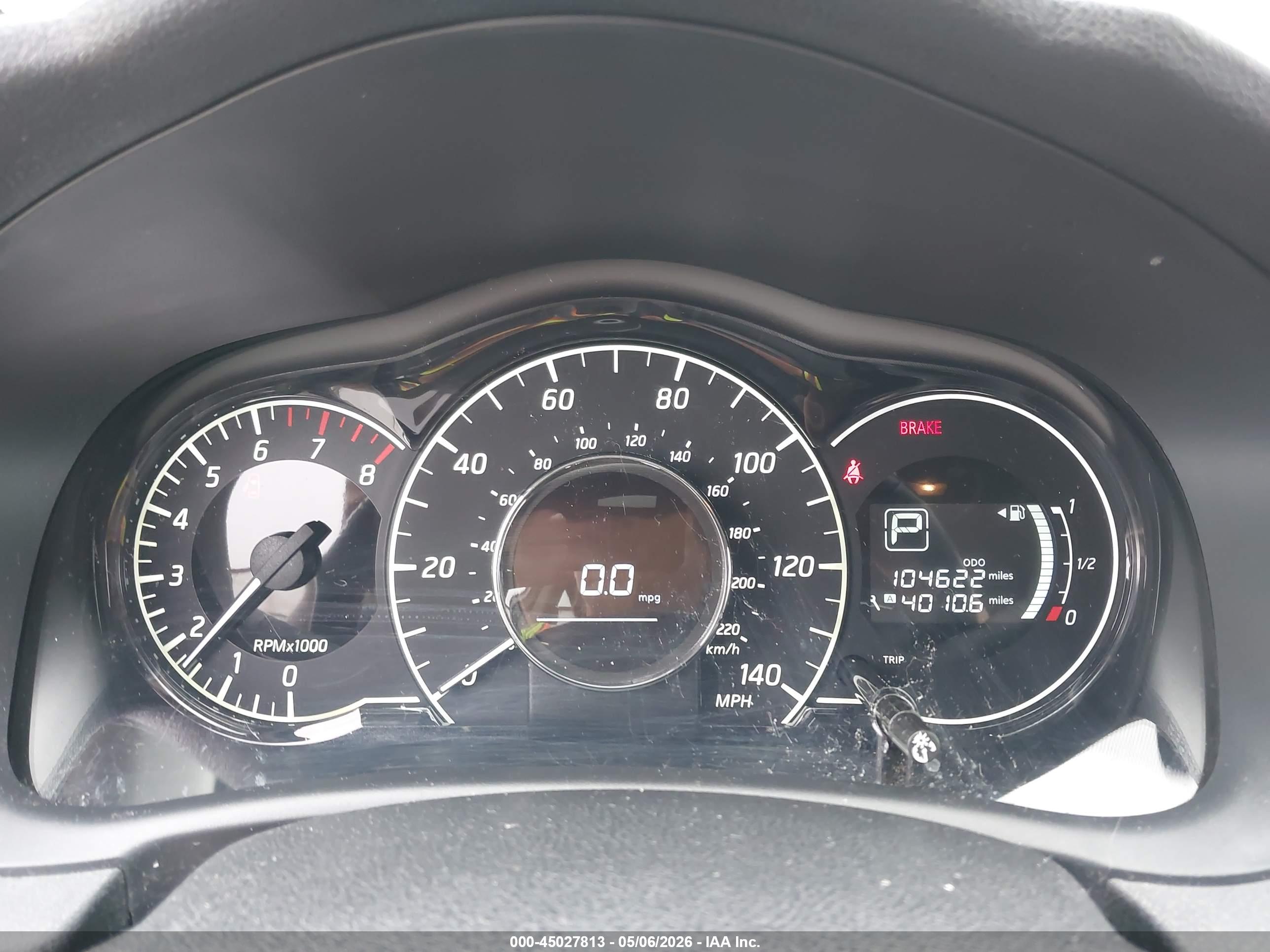 NISSAN VERSA image 7