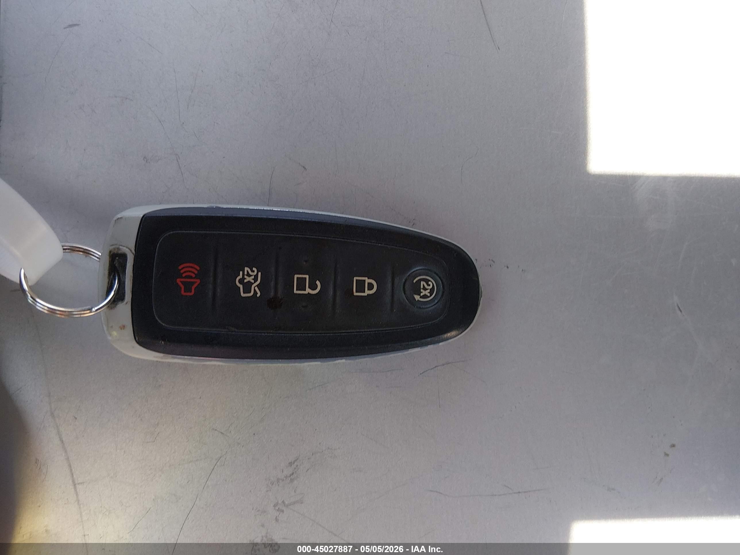 FORD ESCAPE image 11
