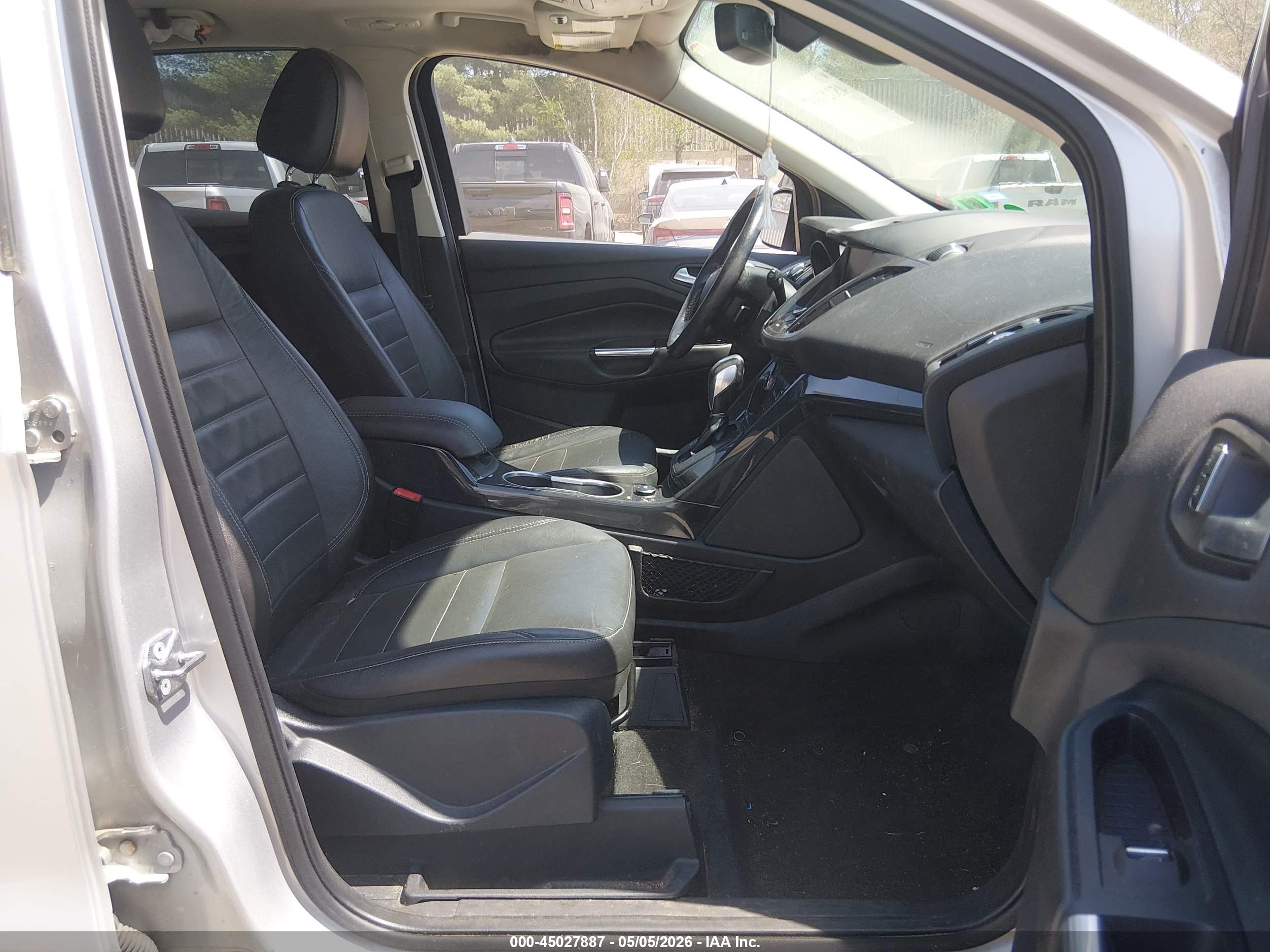 FORD ESCAPE image 5